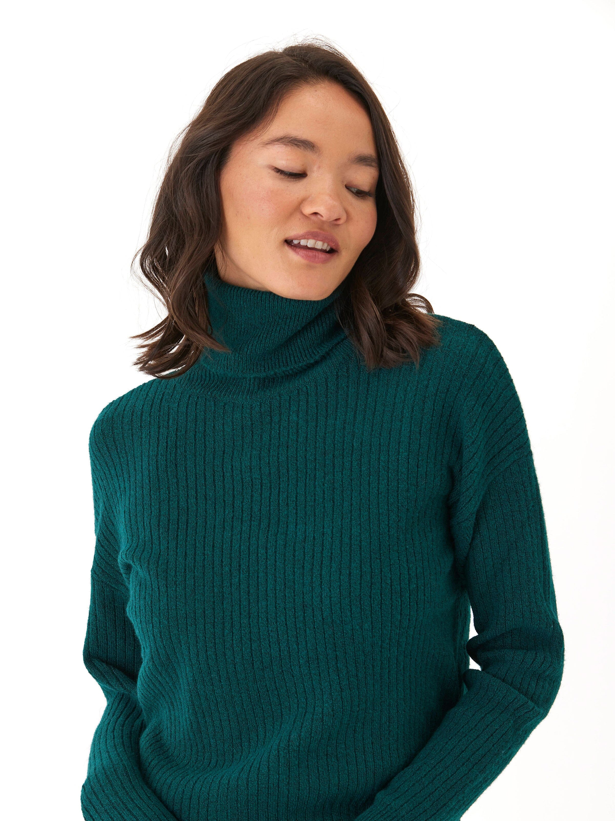 Toki Rib Knit Turtleneck Sweater in Forest Green Relaxed Fit