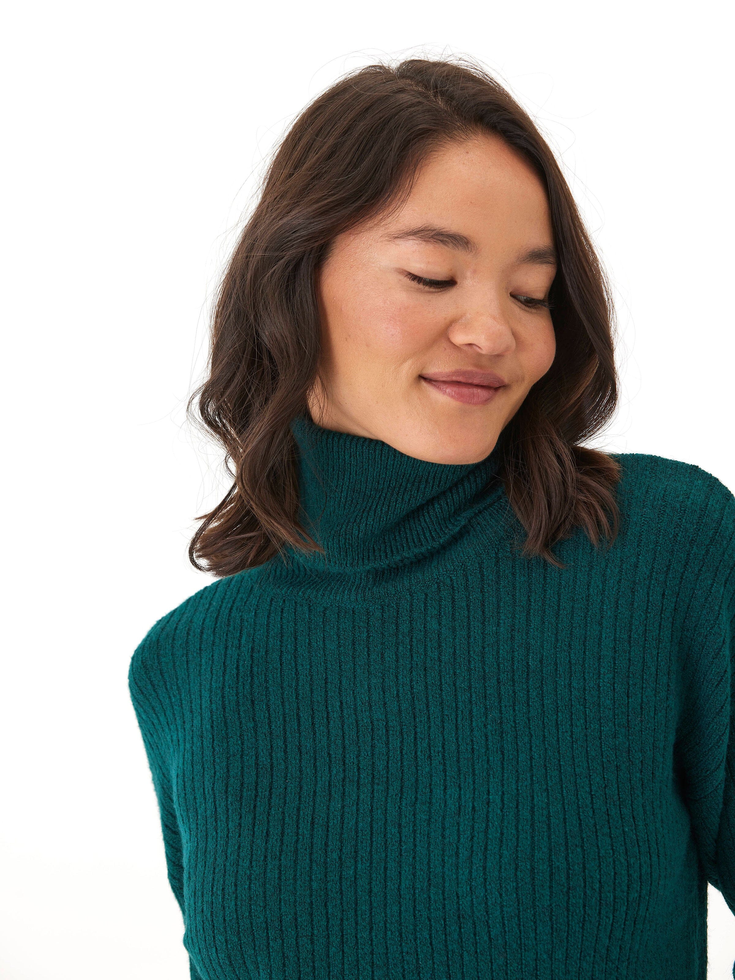 Toki Rib Knit Turtleneck Sweater in Forest Green Relaxed Fit