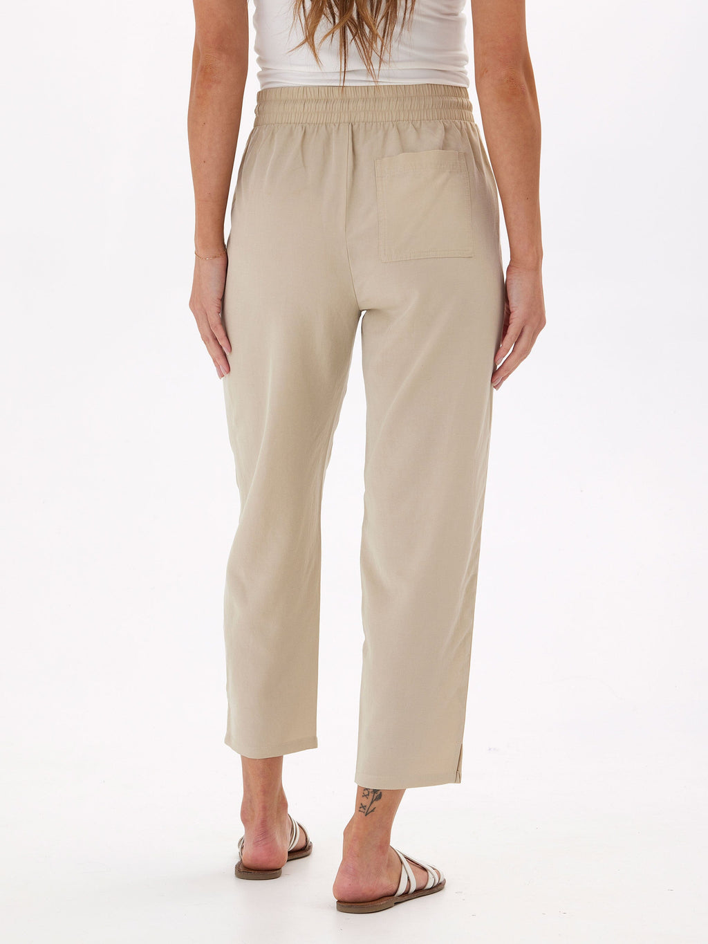 Winnie Breezy Linen Blend Cropped Pant in Beige