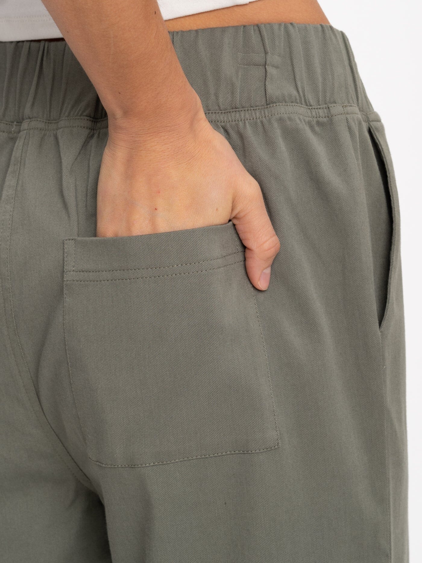 Georgie Wide Leg Stretch Twill Pants in Olive Green - Relaxed Fit