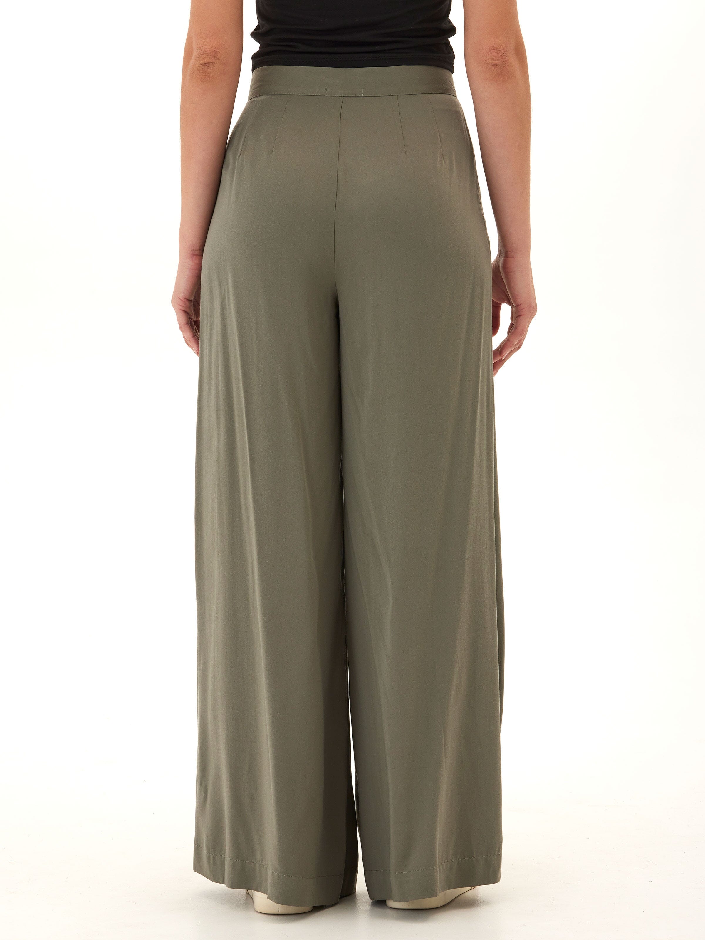 Samirah EcoVero Pleated Wide Leg Pants in Olive Green