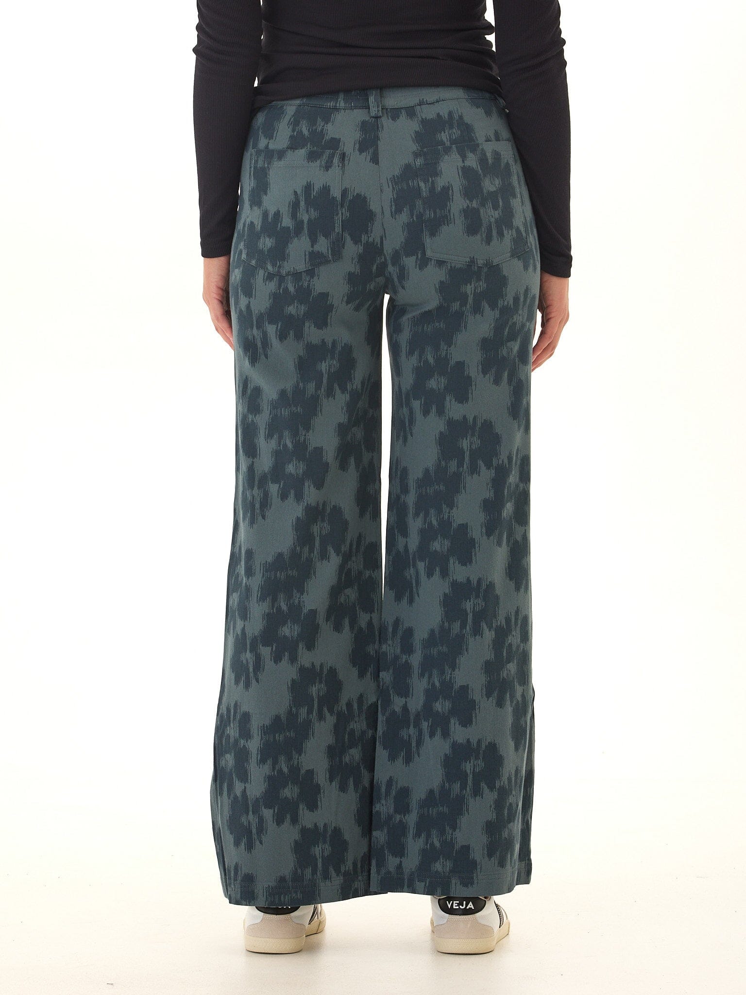 Stretch Twill Wide Leg Pant for Women in Classic Tailored Fit