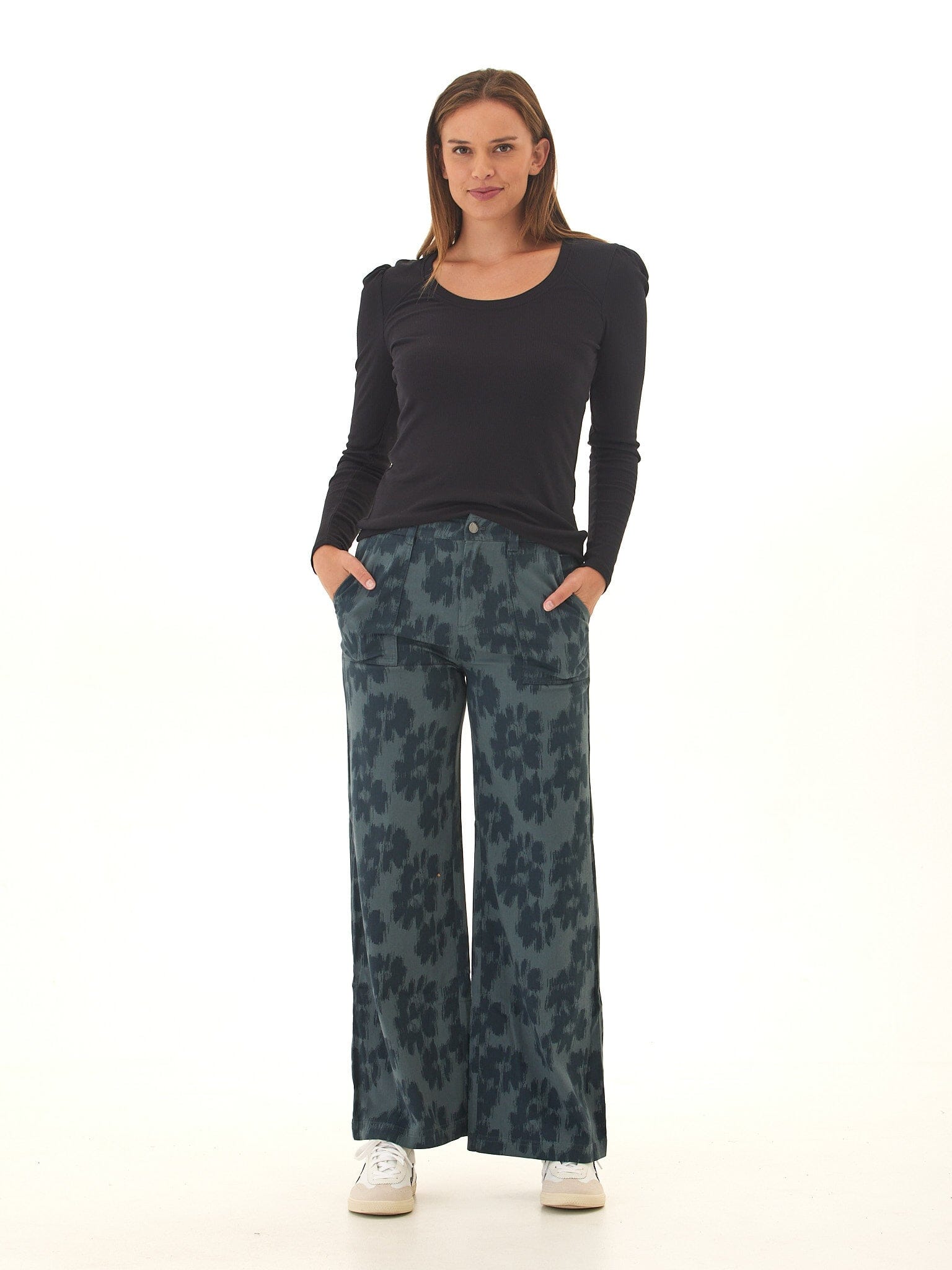 Stretch Twill Wide Leg Pant for Women in Classic Tailored Fit