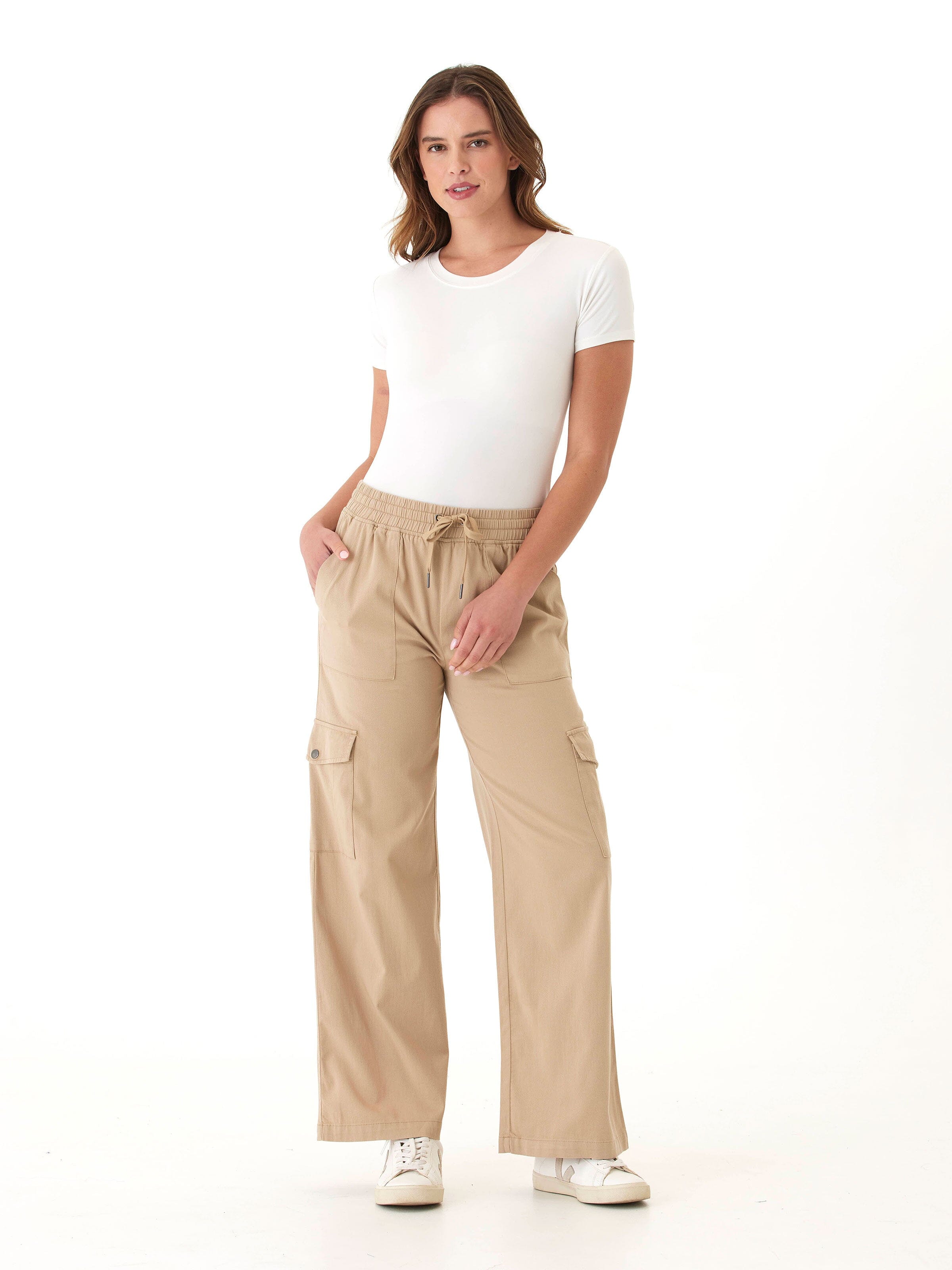 Eila Women’s Stretch Twill Wide Leg Cargo Pants in Khaki