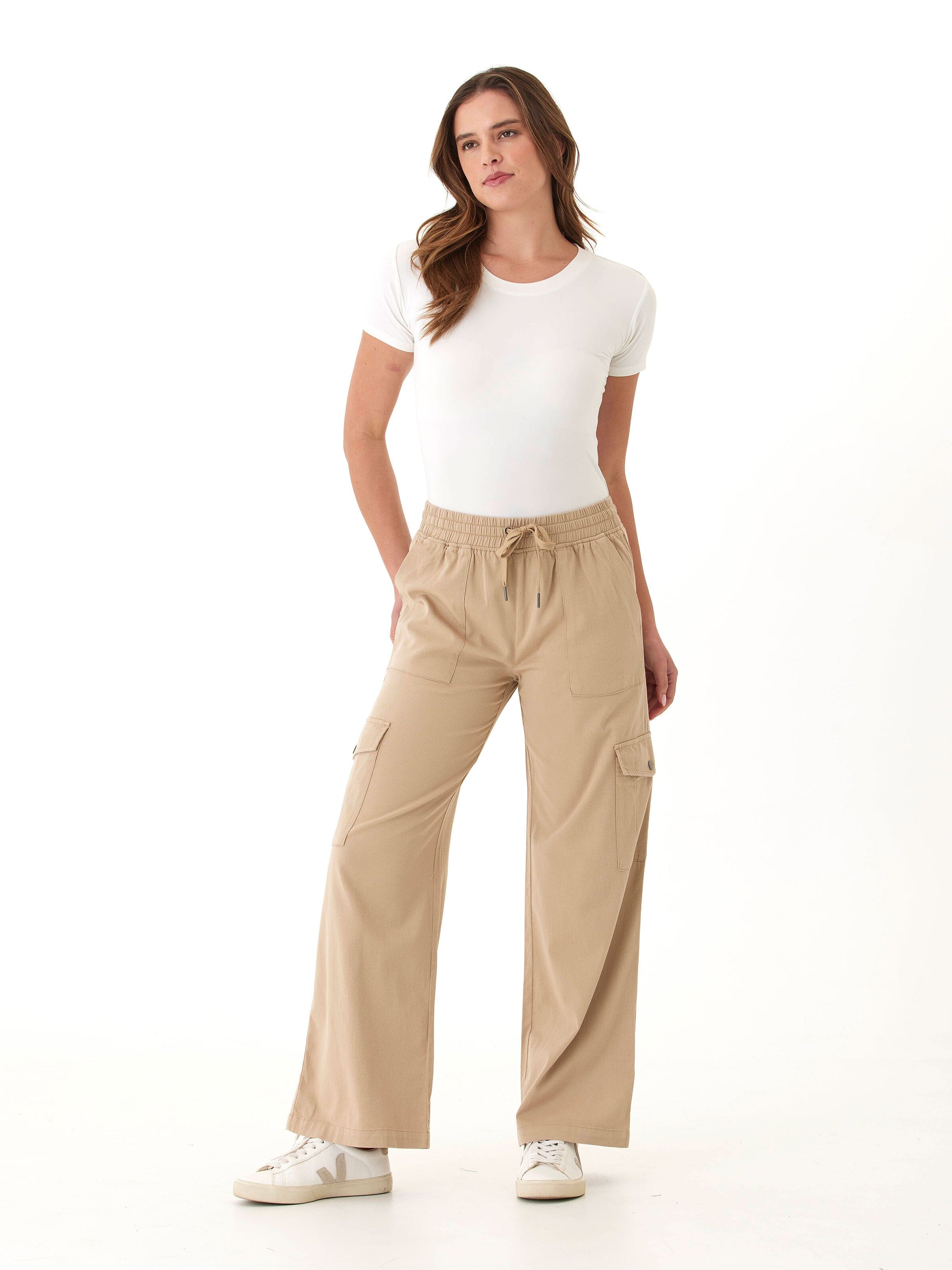 Eila Women’s Stretch Twill Wide Leg Cargo Pants in Khaki