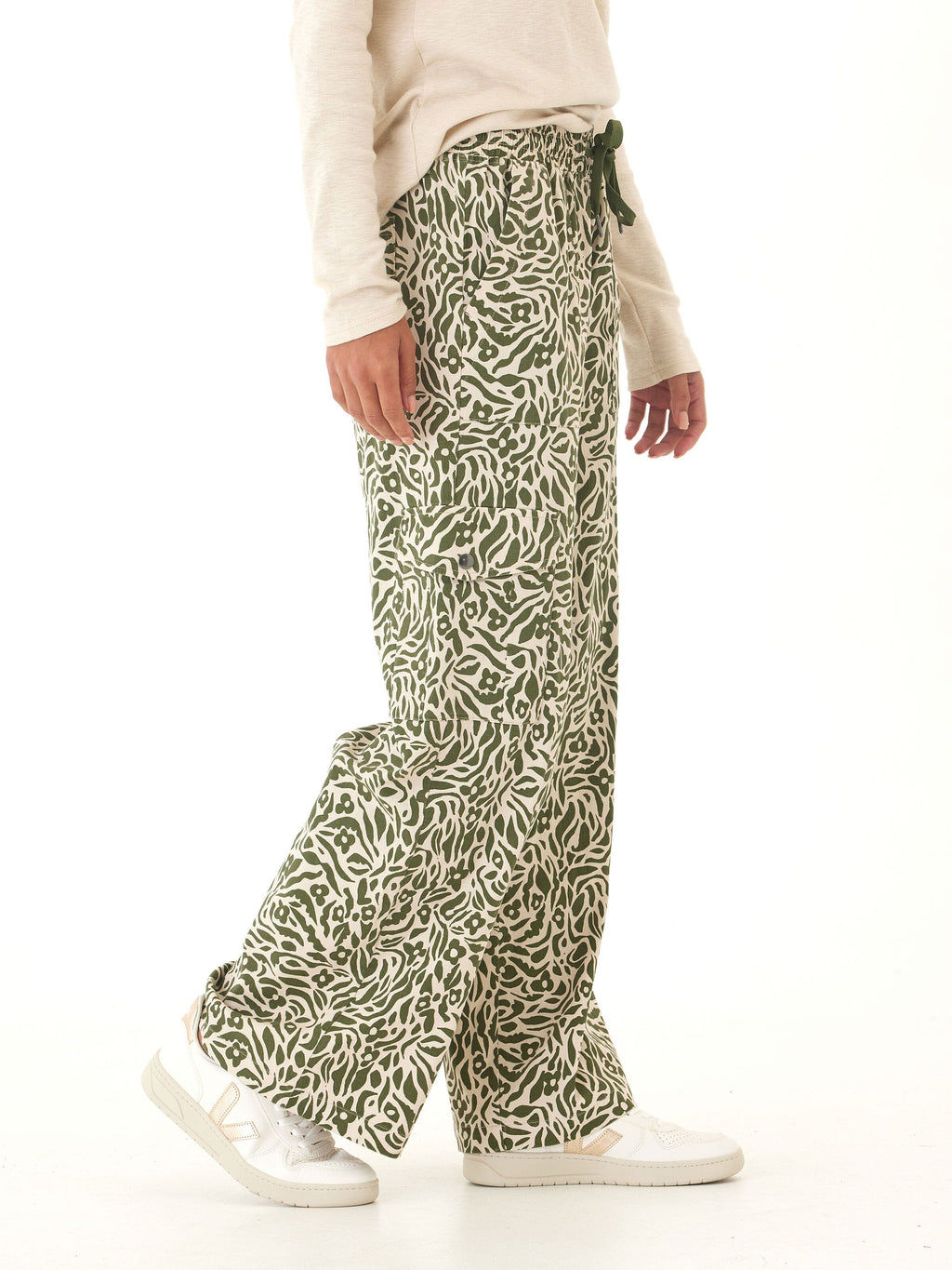 Eila Floral Print Stretch Twill Wide Leg Cargo Pant - Olive/Cream