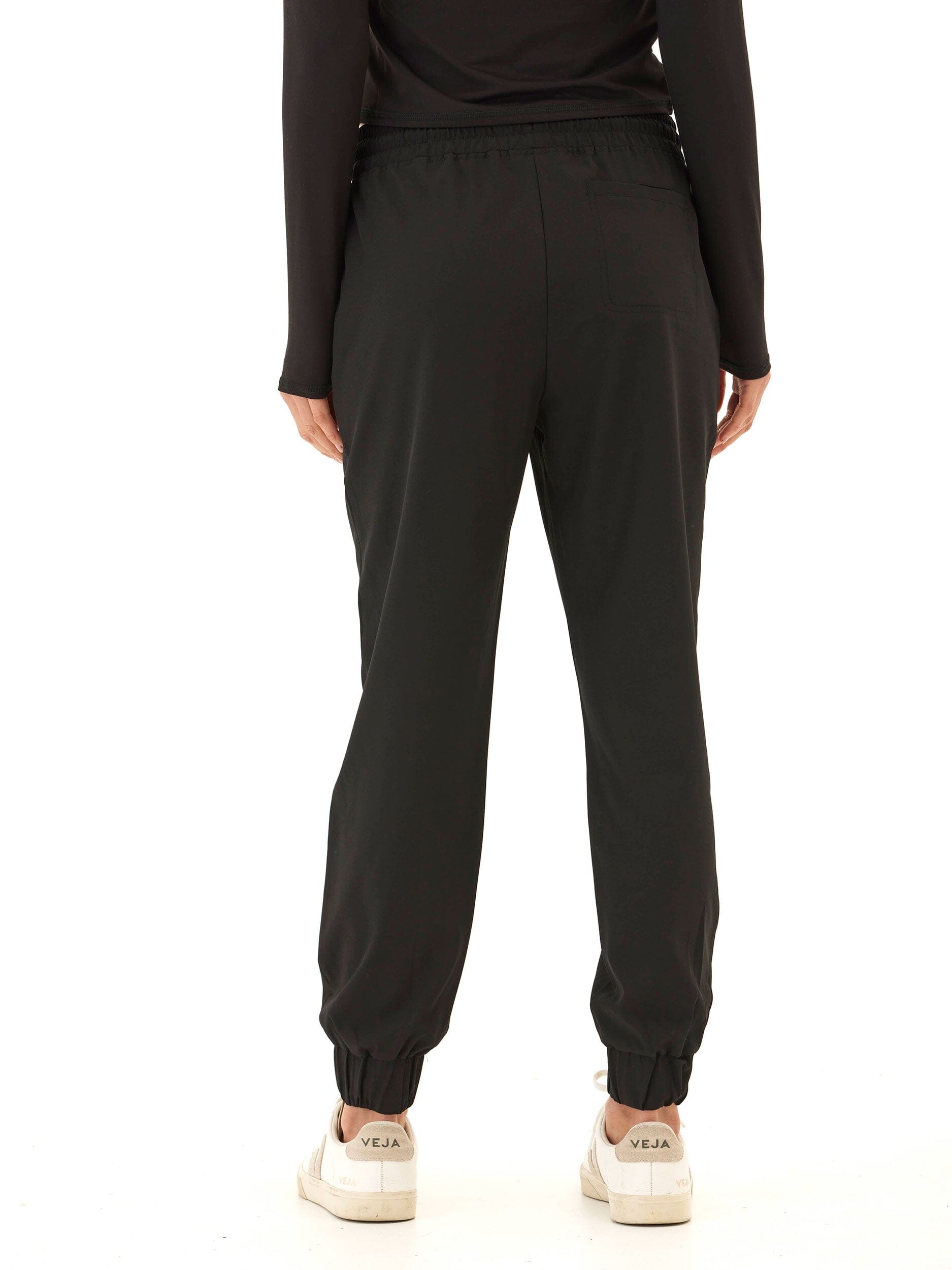 Trysha Ultrastretch Woven Jogger – Women's Mid-Rise Ankle Pants