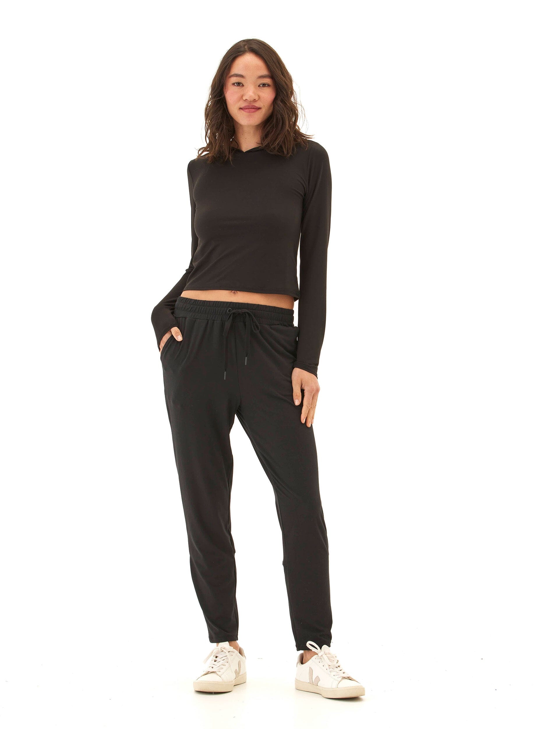 Trysha Ultrastretch Woven Jogger – Women's Mid-Rise Ankle Pants