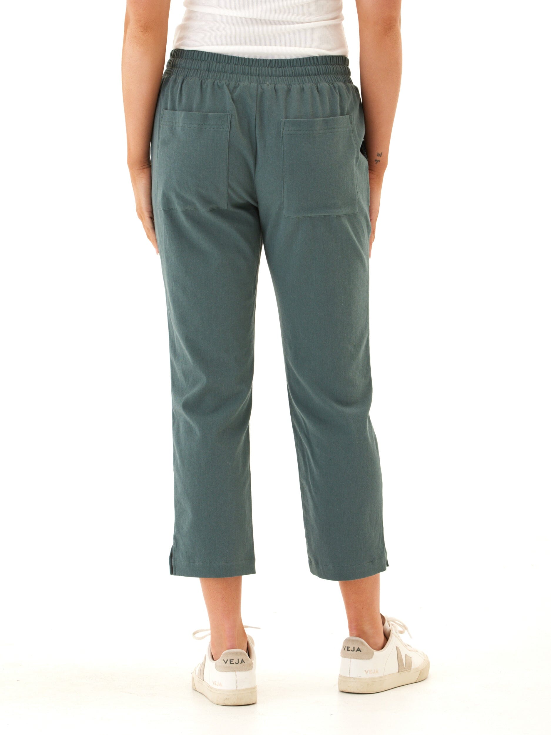 Women's Stretch Twill Capri Pants with Drawcord in Teal Green