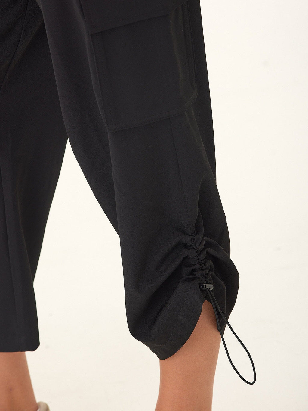 Sanya Performance 2-Way Stretch Barrel Pant in Black