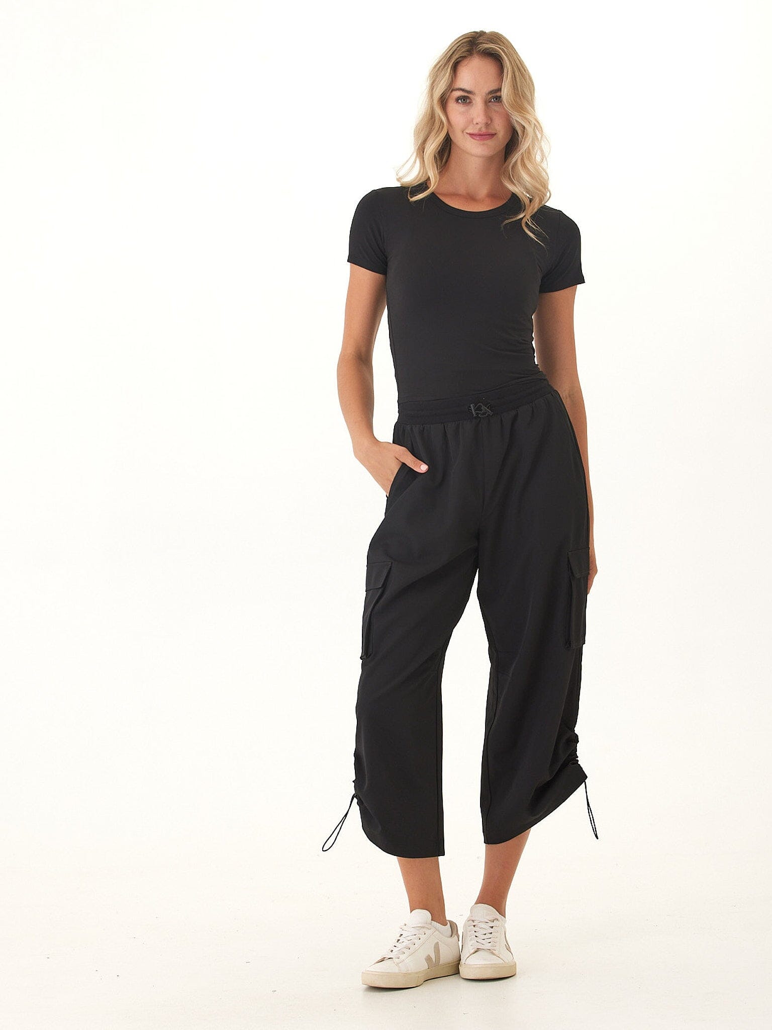 Sanya Performance 2-Way Stretch Barrel Pant in Black