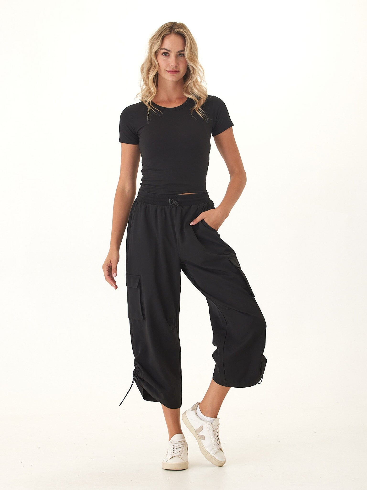 Sanya Performance 2-Way Stretch Barrel Pant in Black