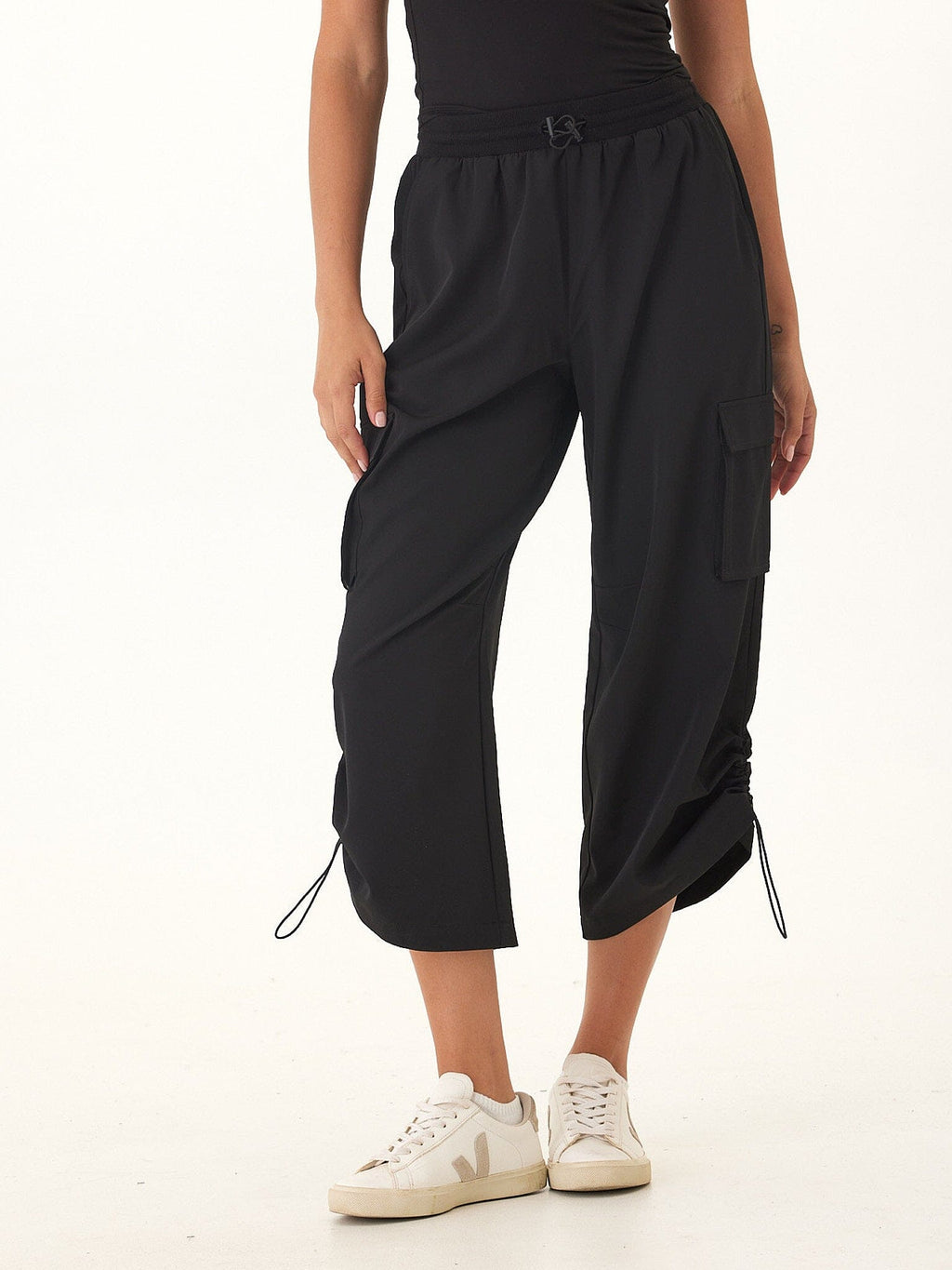 Sanya Performance 2-Way Stretch Barrel Pant in Black