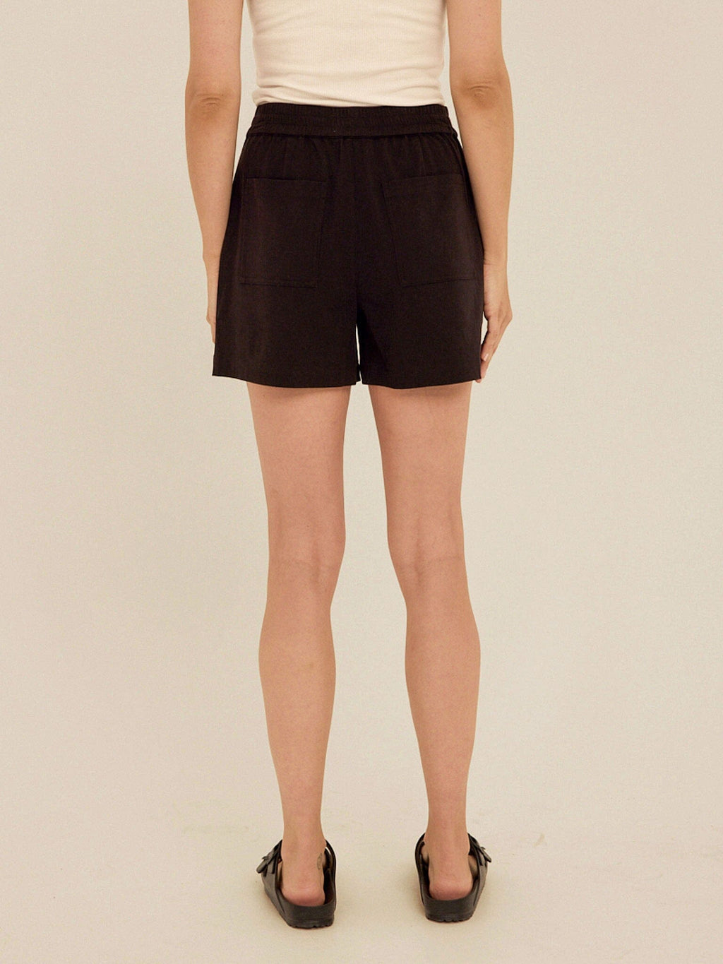 Selene Stretch Twill Pleated Short