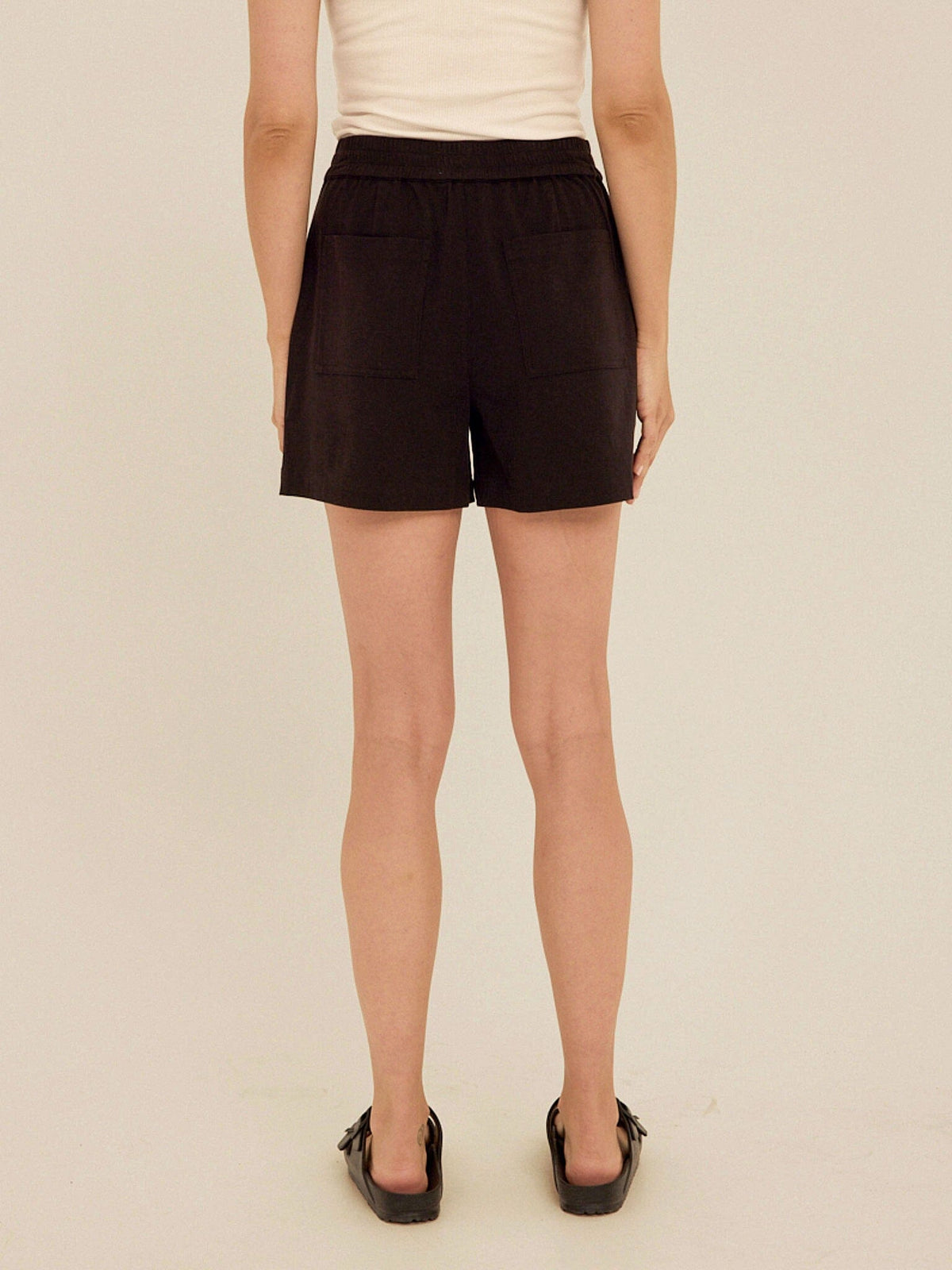 Selene Stretch Twill Pleated Short