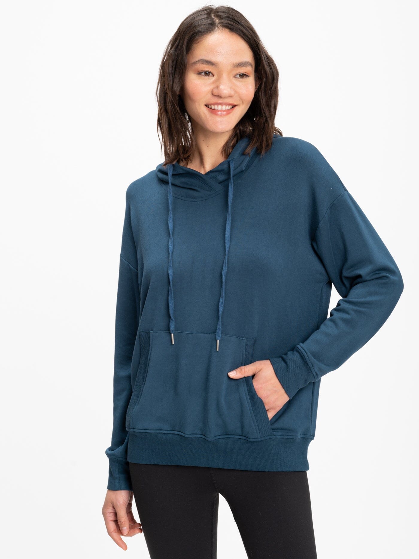FeatherLoop Fleece Pullover Hoodie with Relaxed Fit and Pocket
