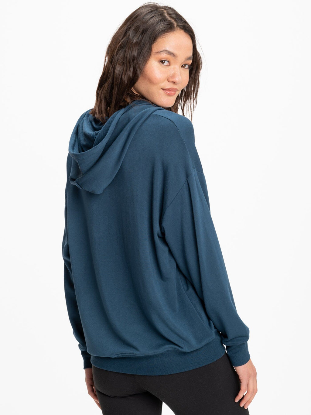 FeatherLoop Fleece Pullover Hoodie with Relaxed Fit and Pocket