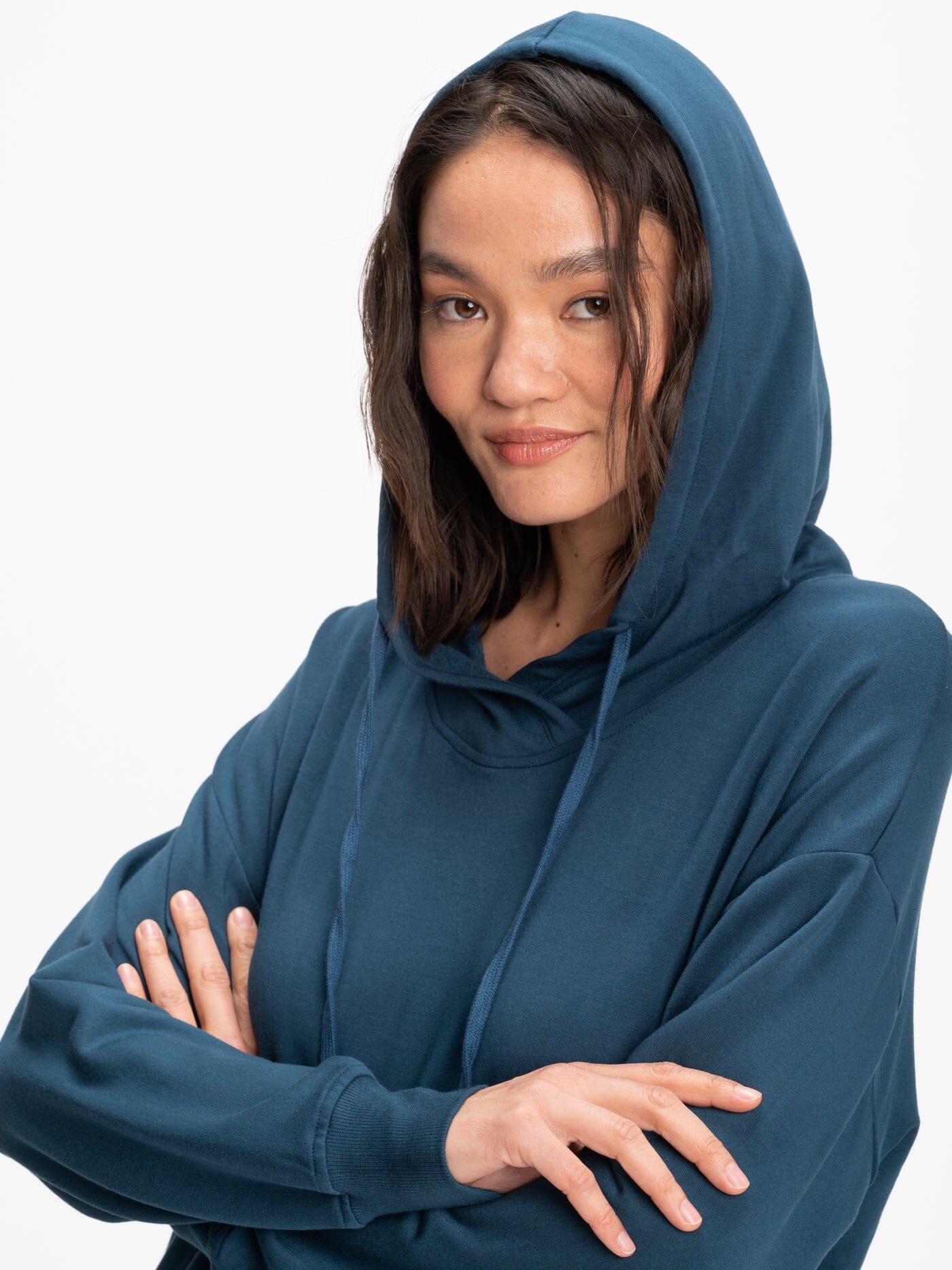 FeatherLoop Fleece Pullover Hoodie with Relaxed Fit and Pocket