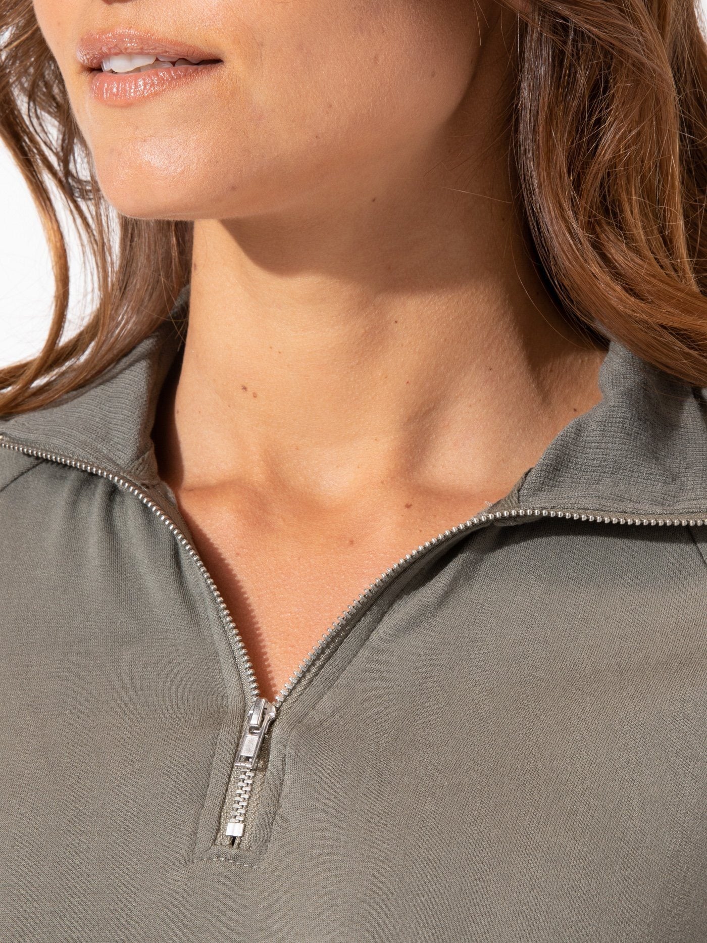 Ruka Feather Fleece 1/4 Zip Pullover - Cozy Sporty Knit