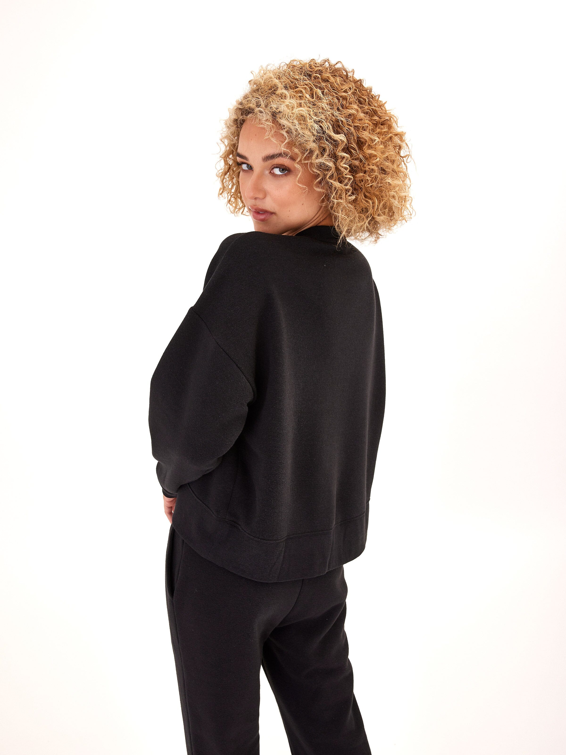 Naia Triblend Fleece Crop Pullover - Soft Oversized Sweatshirt