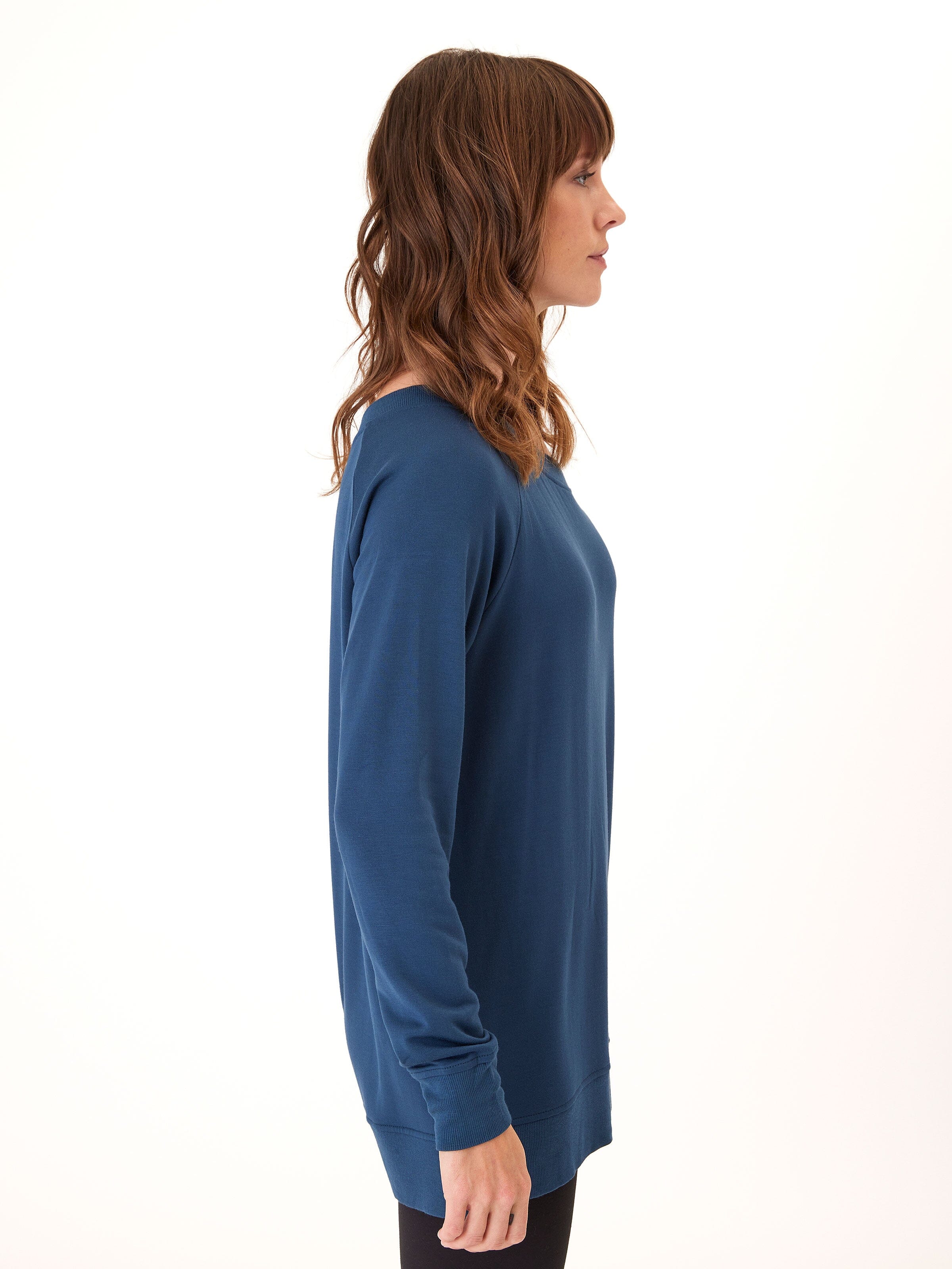 Ohara Feather Fleece Off-Shoulder Sweatshirt in Blue