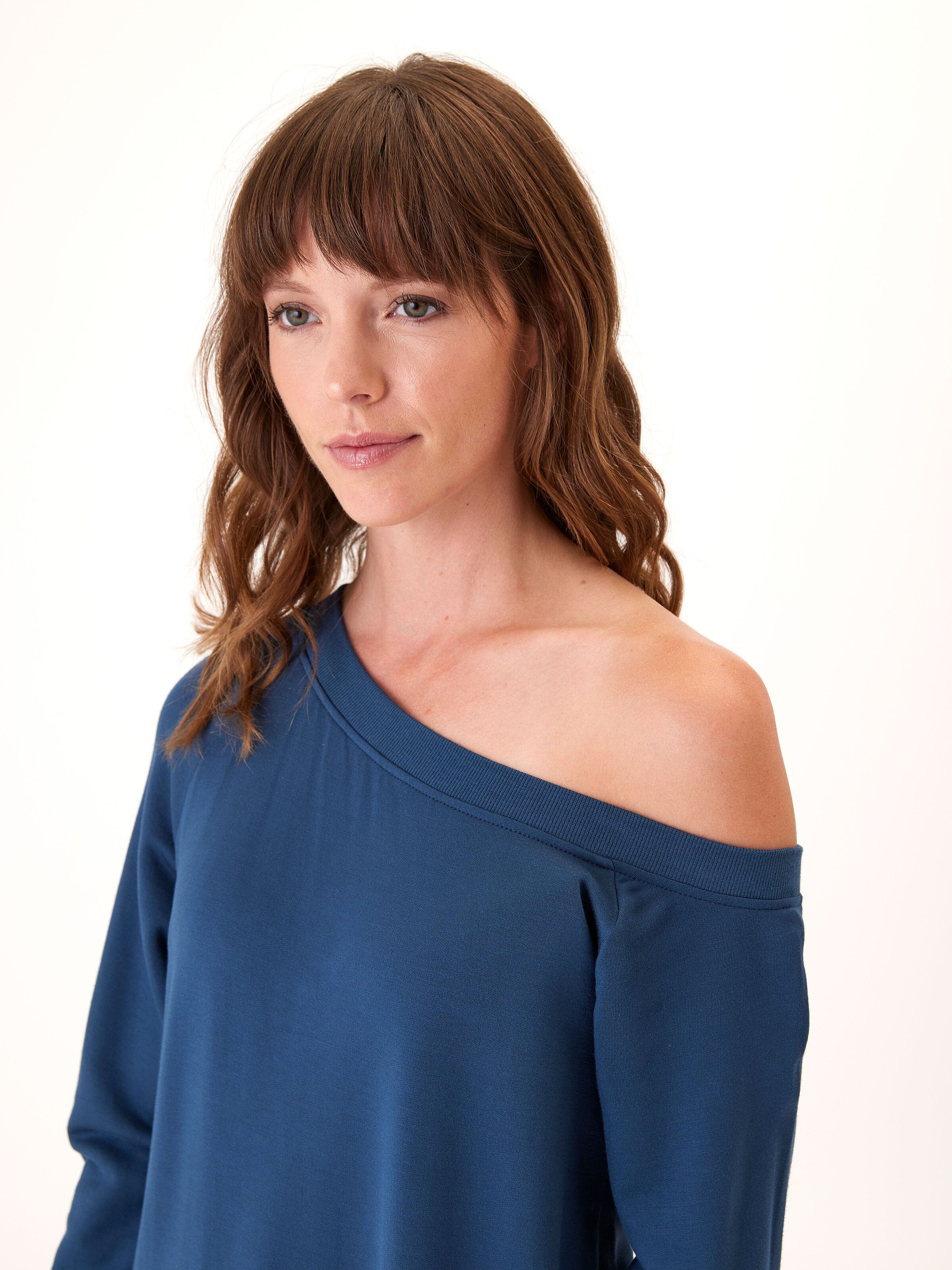 Ohara Feather Fleece Off-Shoulder Sweatshirt in Blue