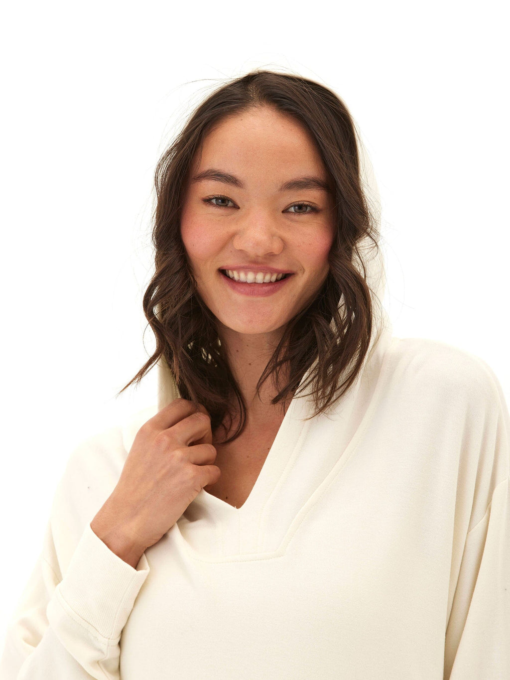 Raya Feather Fleece Pullover Hoodie with V-Neck Oversized Fit