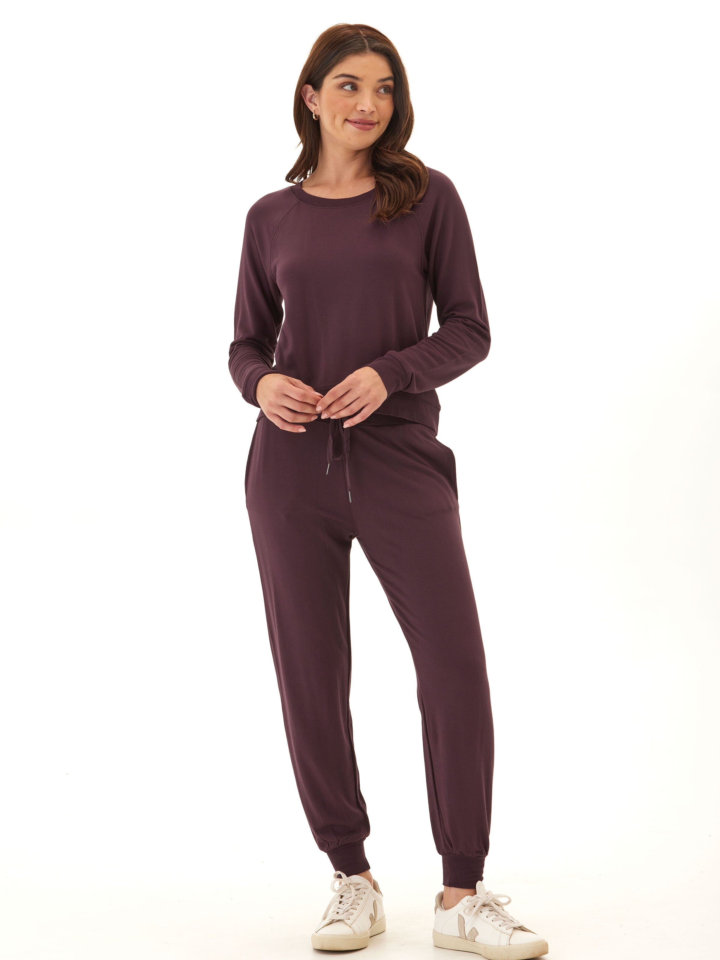 Women's Core Feather Fleece Jogger in Dark Purple Relaxed Fit