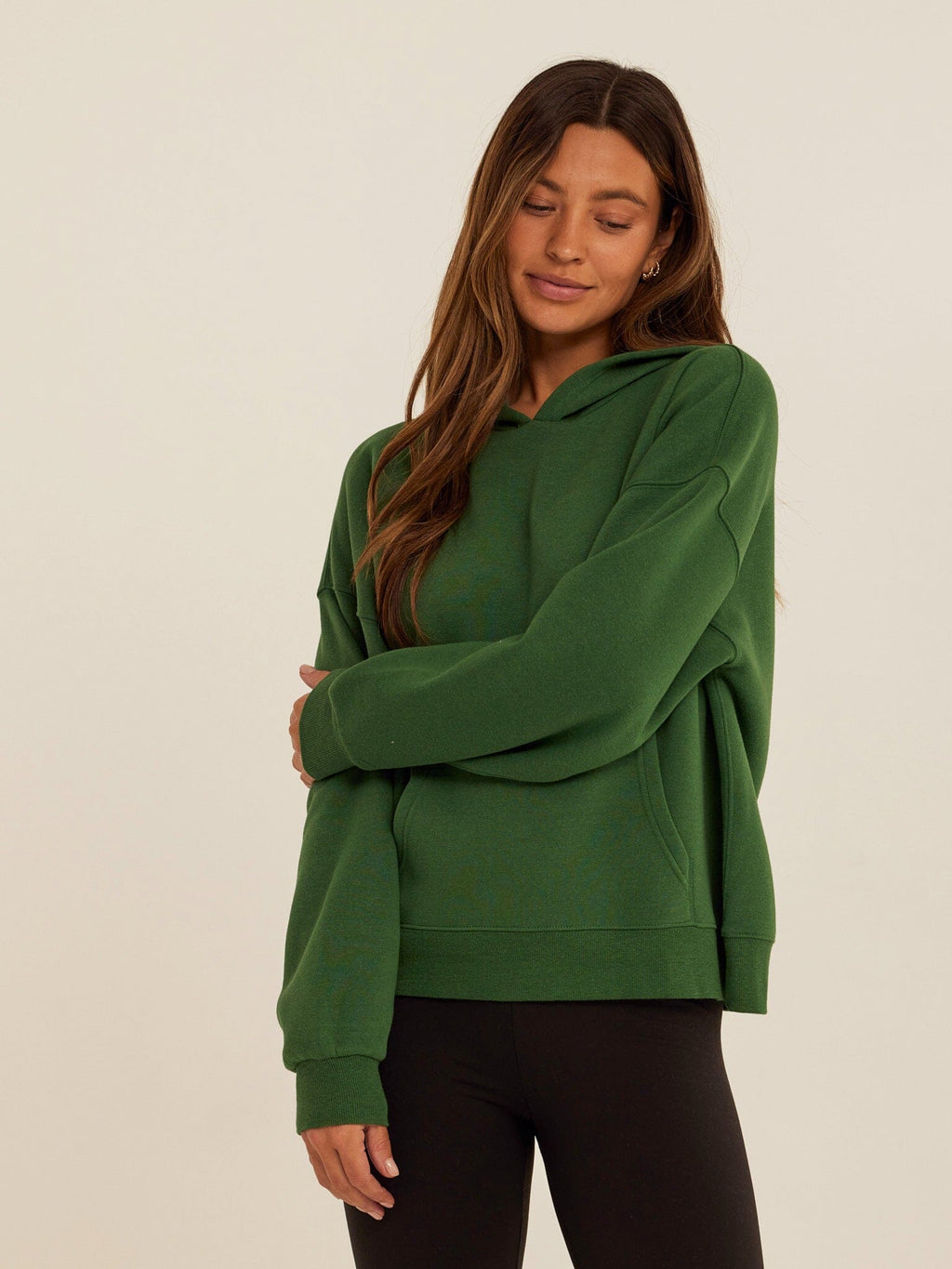 Women's green Marcellina triblend fleece pullover hoodie 2.0 in a minimalist style.