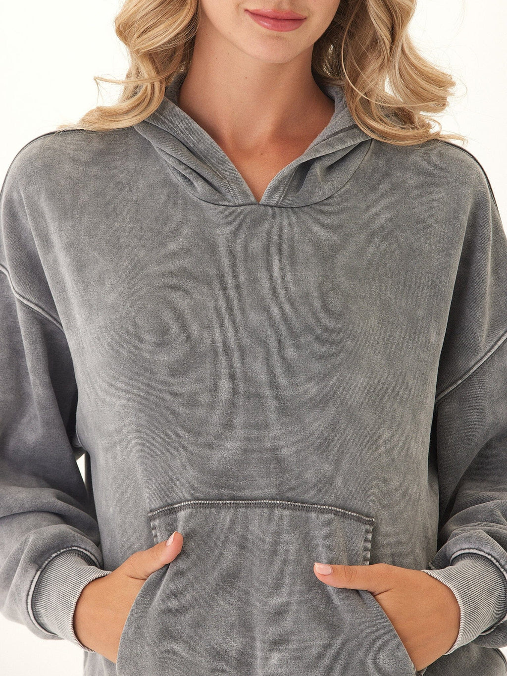 Marcellina Mineral Wash CVC Fleece Pullover Hoodie in Grey