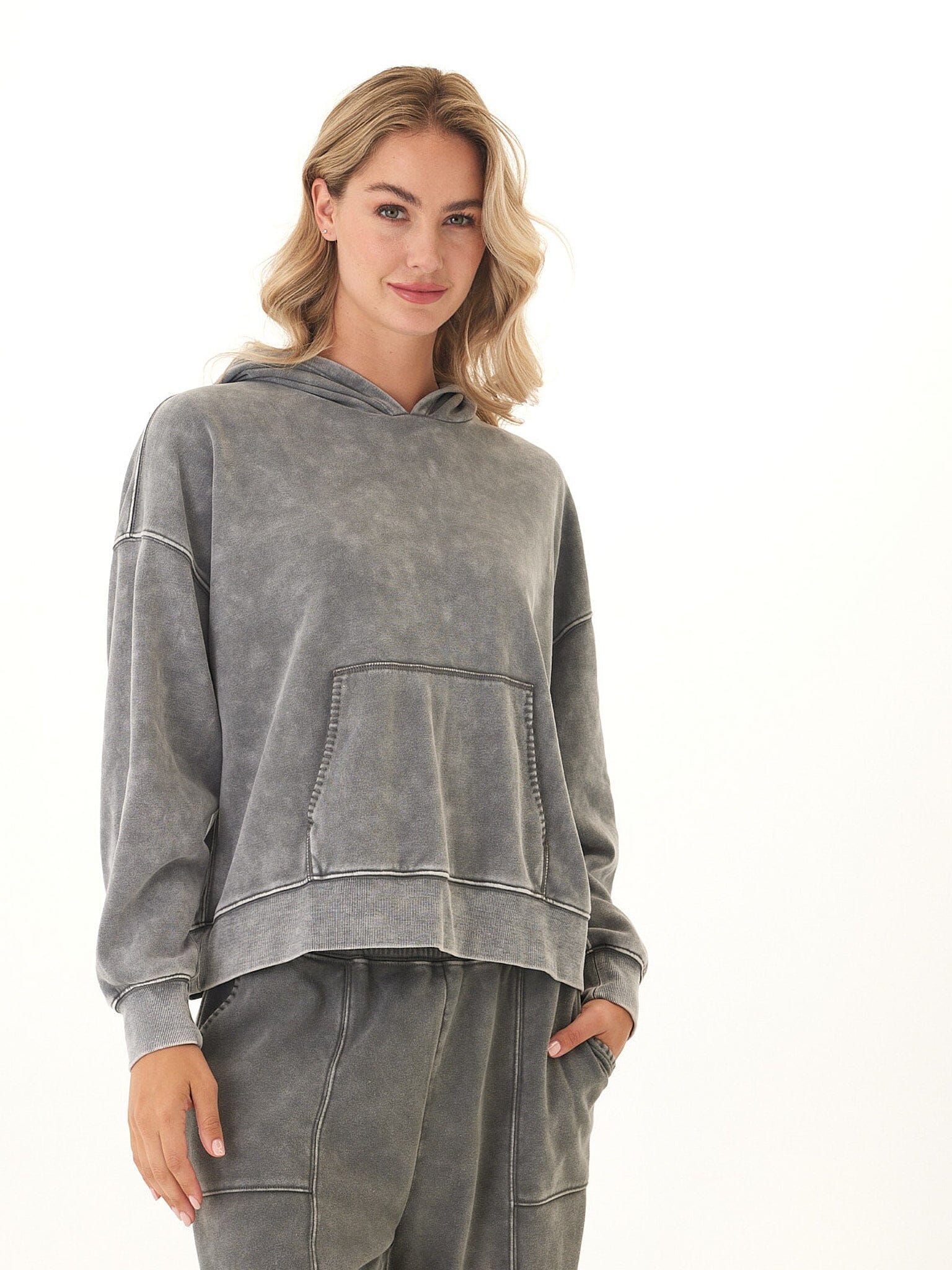 Marcellina Mineral Wash CVC Fleece Pullover Hoodie in Grey