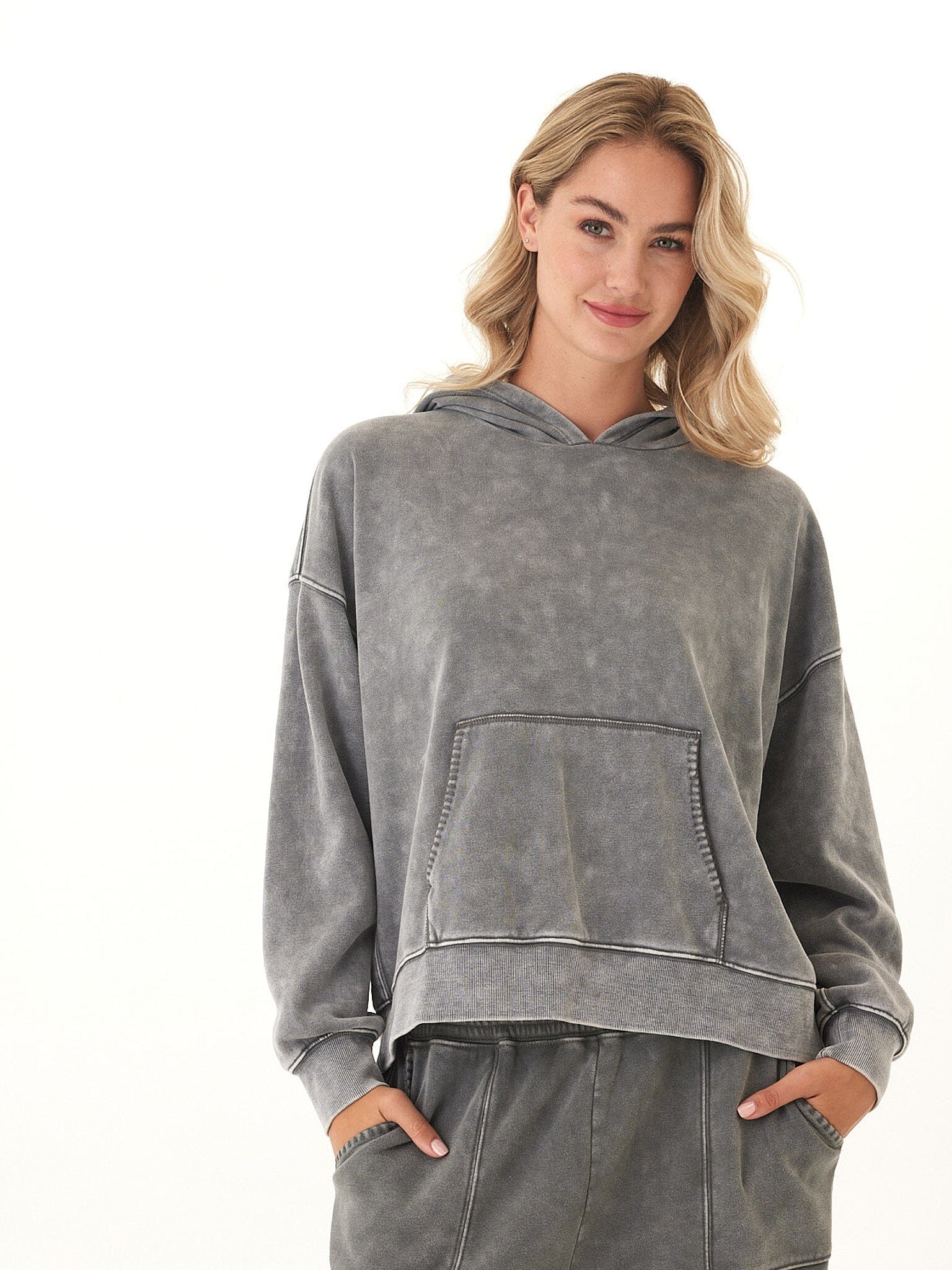 Marcellina Mineral Wash CVC Fleece Pullover Hoodie in Grey