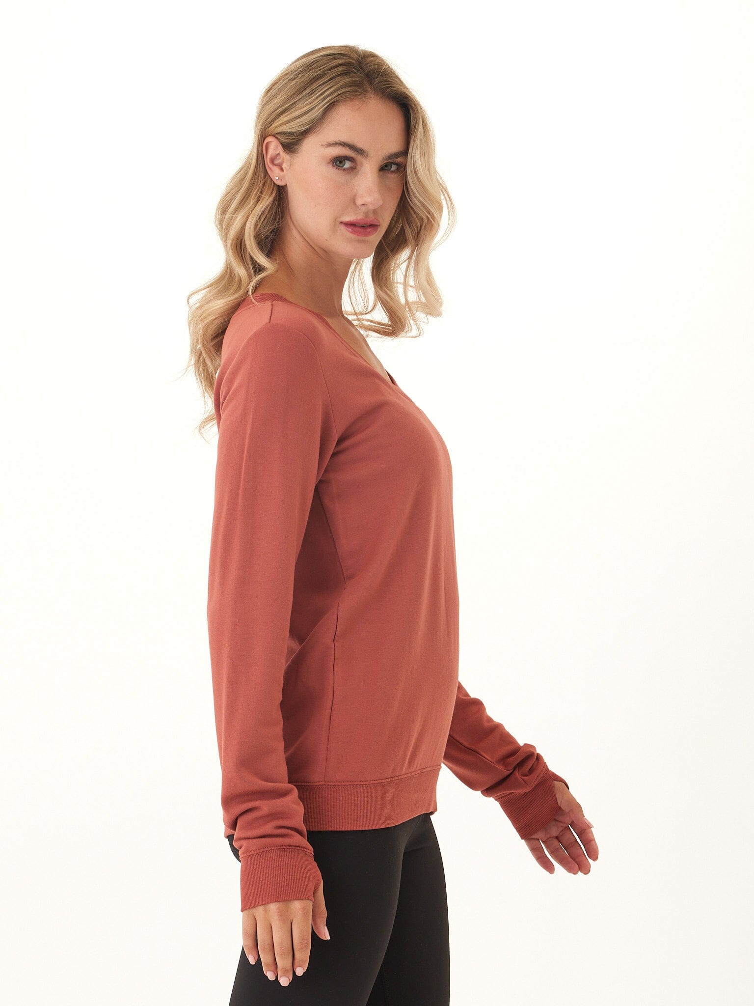 Edwina Feather Fleece V-Neck Sweatshirt in Rust & Terracotta