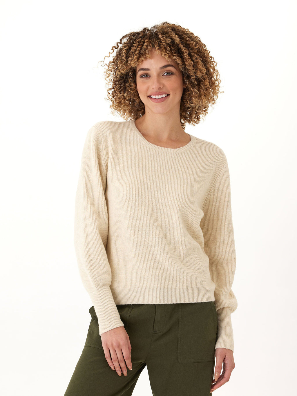Avalee Cozy Solid Knit Crewneck Sweater in Beige/Cream