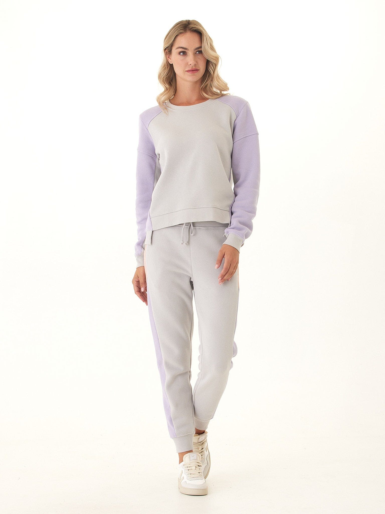 Libby Colorblock Fleece Pullover in Grey or Light-Purple