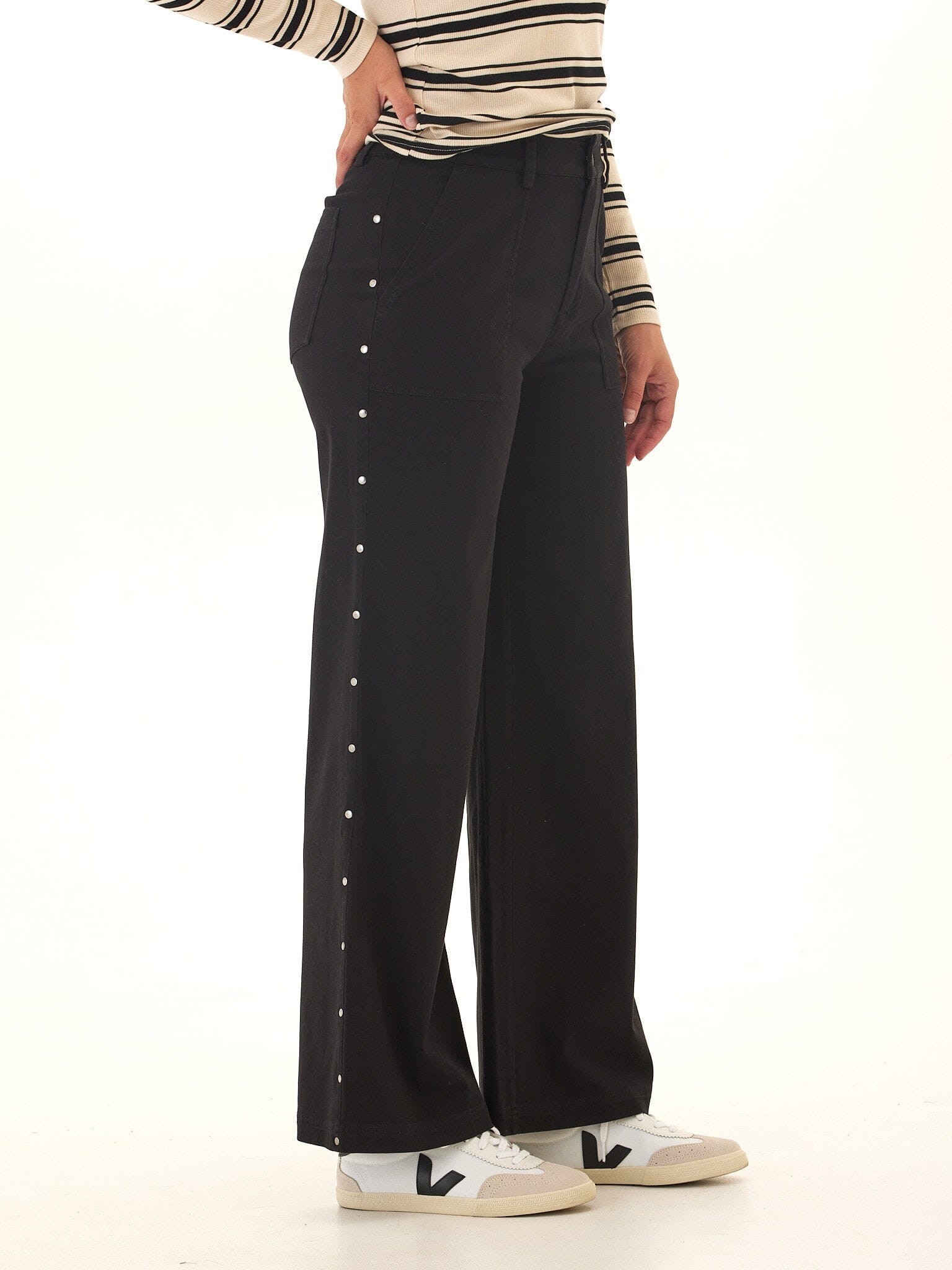 Pamela Rivet Detail Stretch Twill Wide Leg Pant