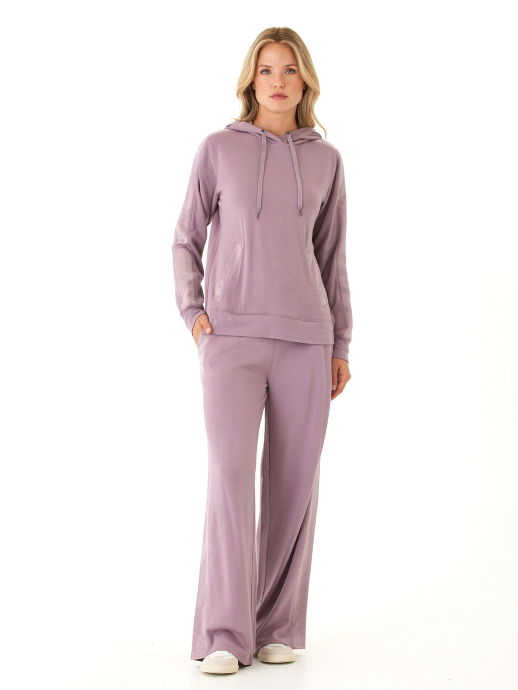 Romi Feather Fleece Trim Detail Hoodie: Elevated Loungewear
