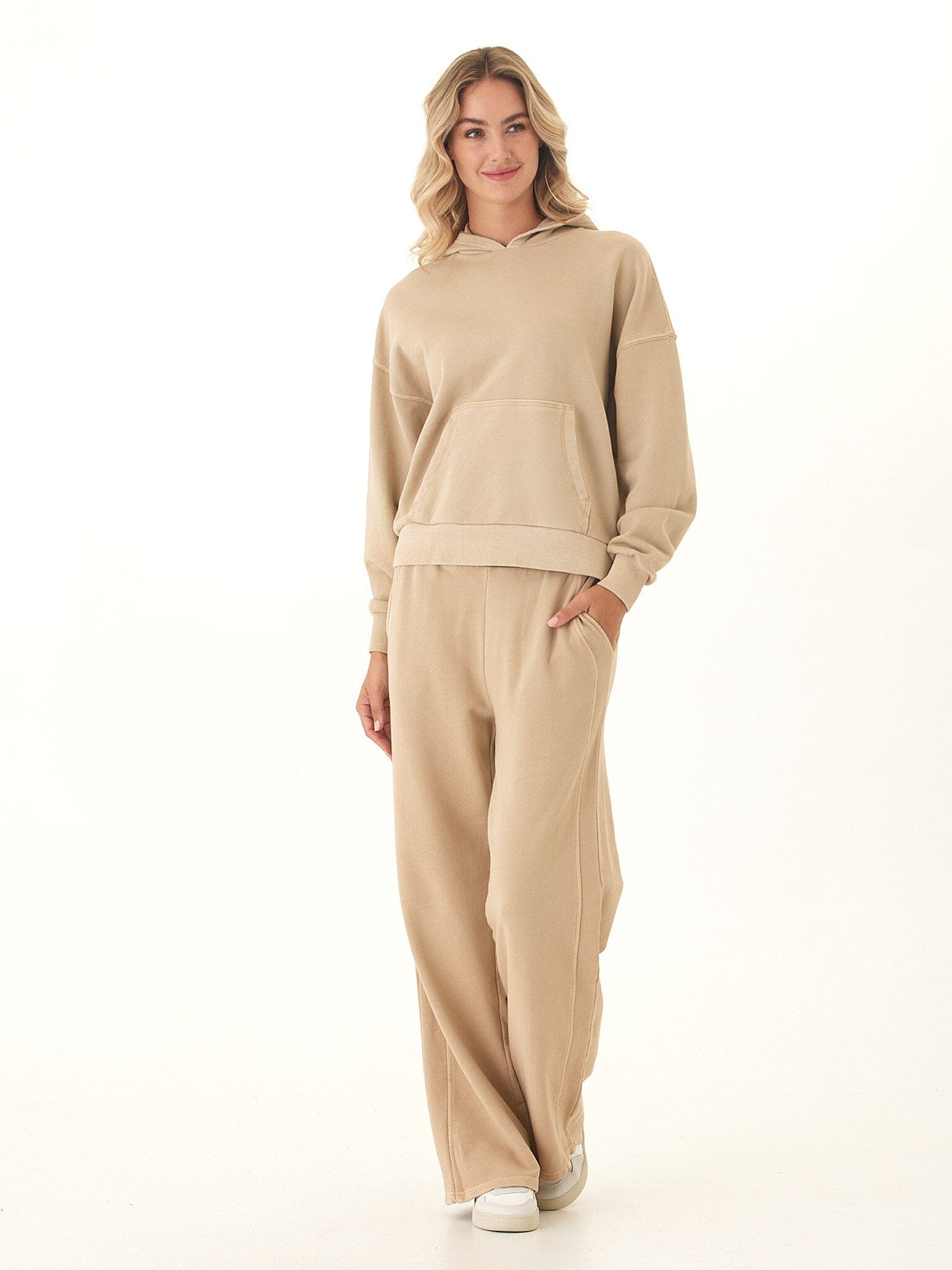 Women's Core Feather Fleece Wide-Leg Sweatpant in Beige and Tan