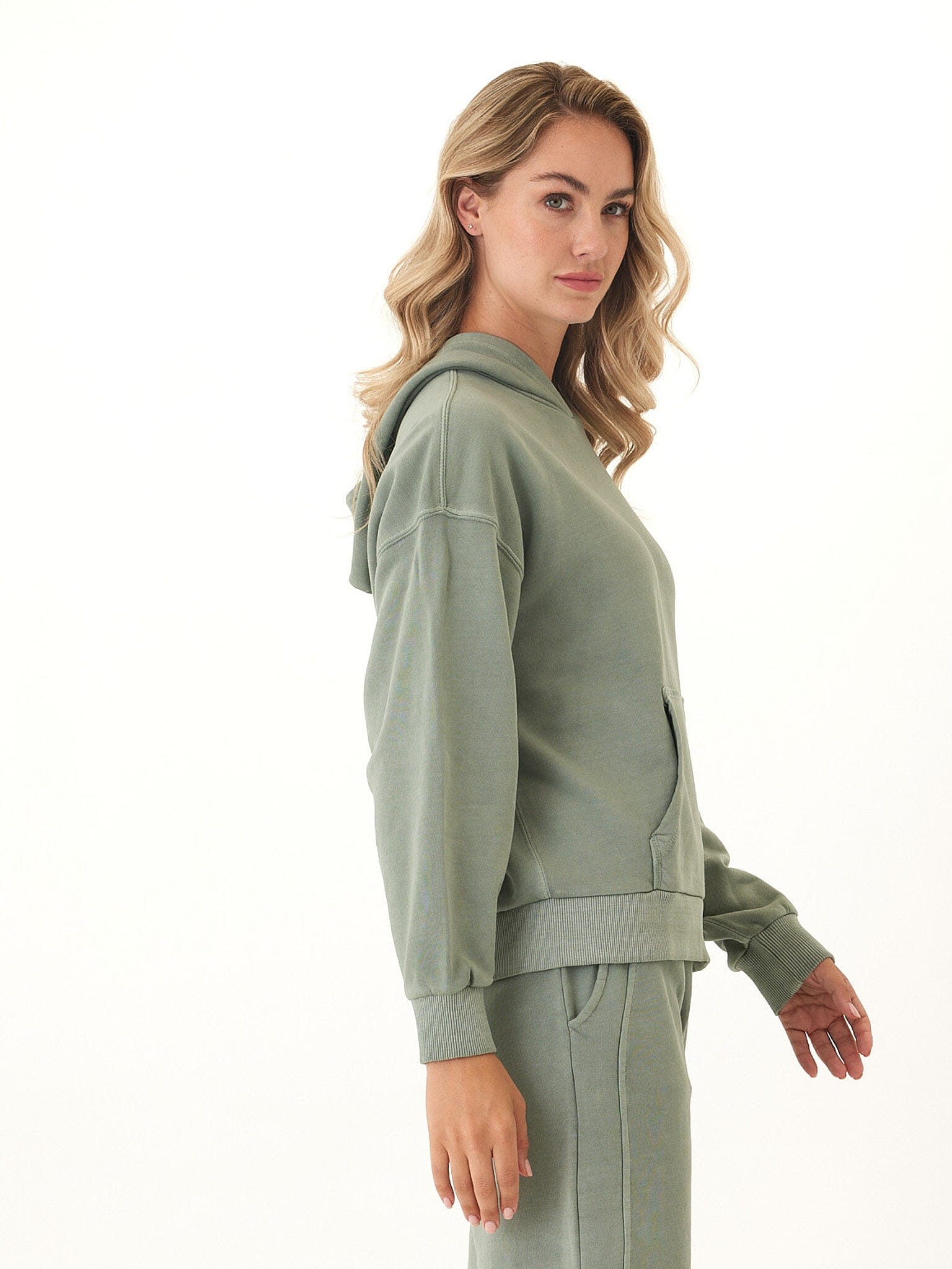 Mineral Wash Cotton Terry Pullover Hoodie in Relaxed Fit