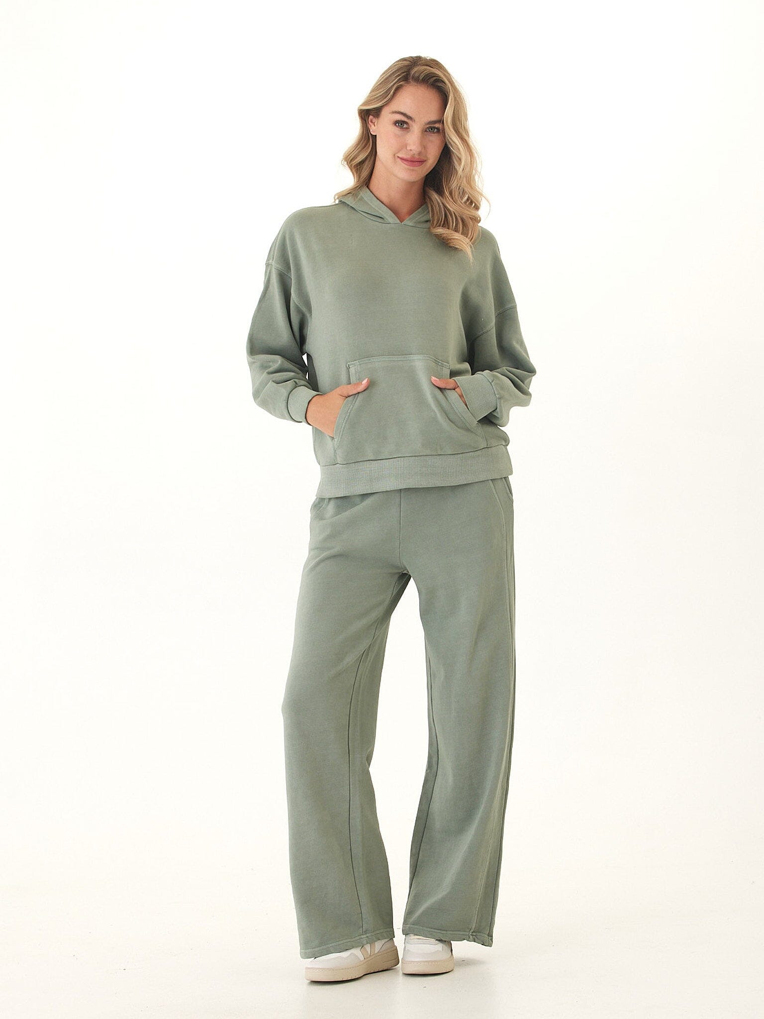 Mineral Wash Cotton Terry Pullover Hoodie in Relaxed Fit