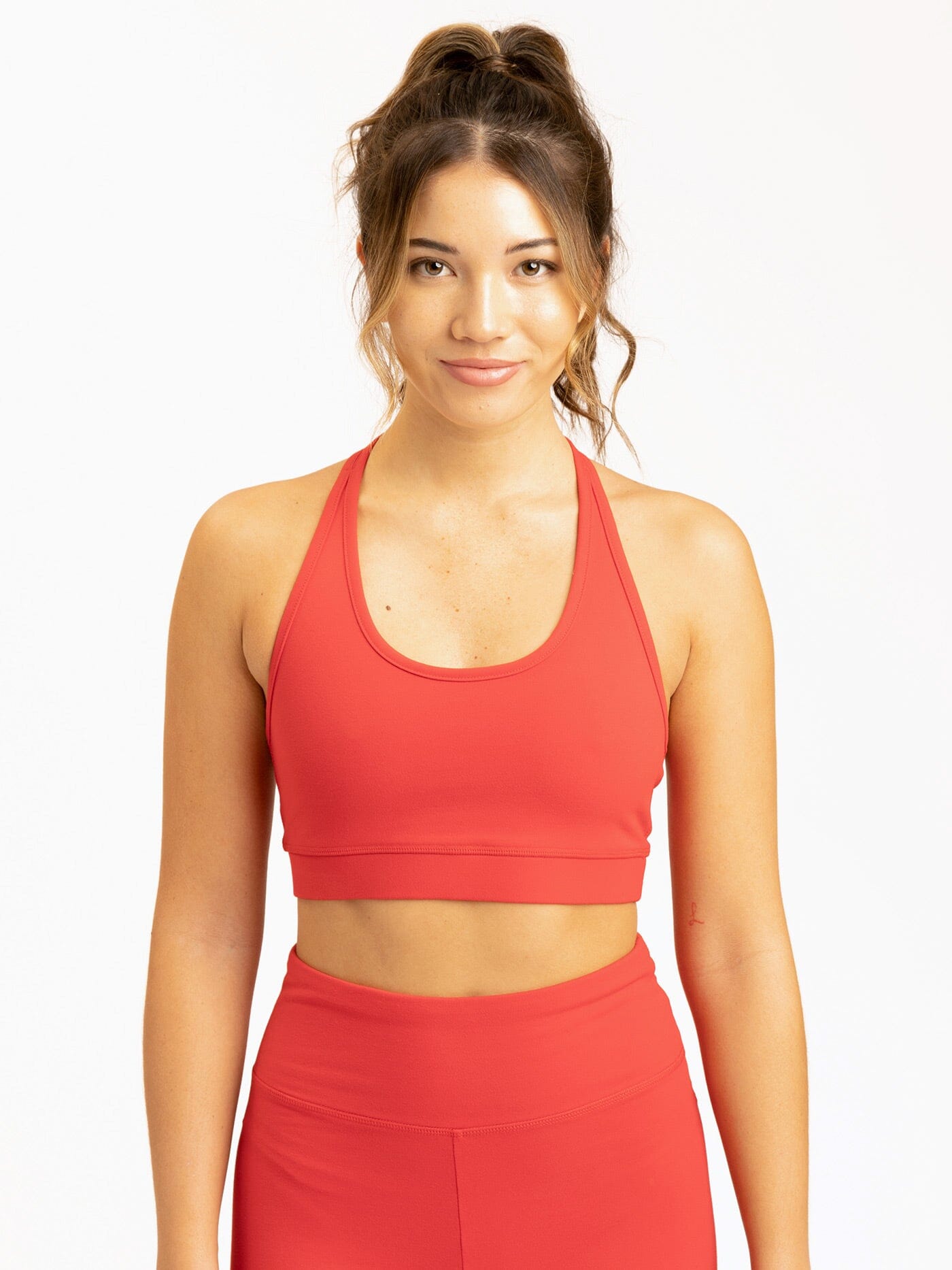 Comfort Fit Strappy Back Sports Bra in Red
