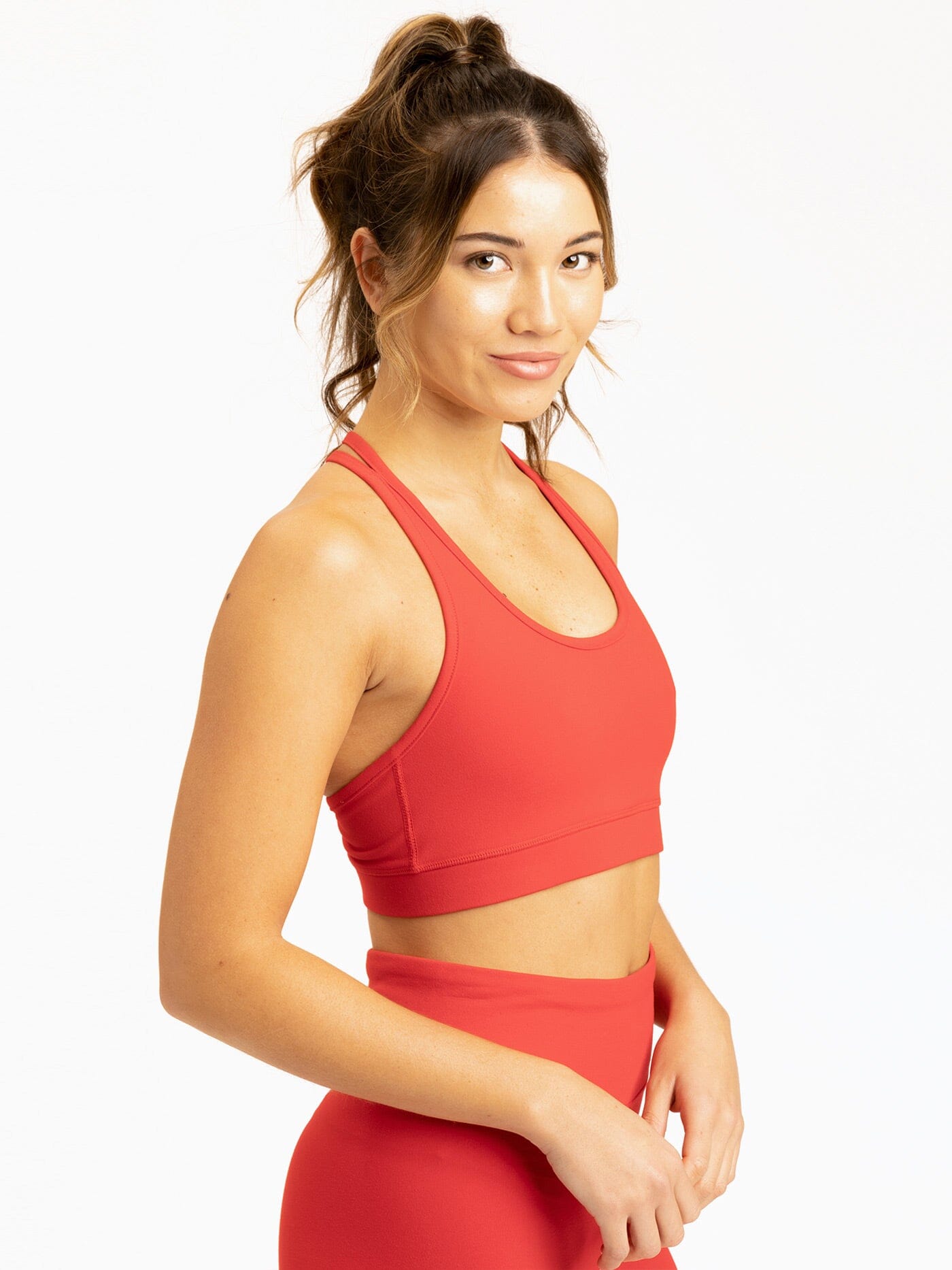 Comfort Fit Strappy Back Sports Bra in Red