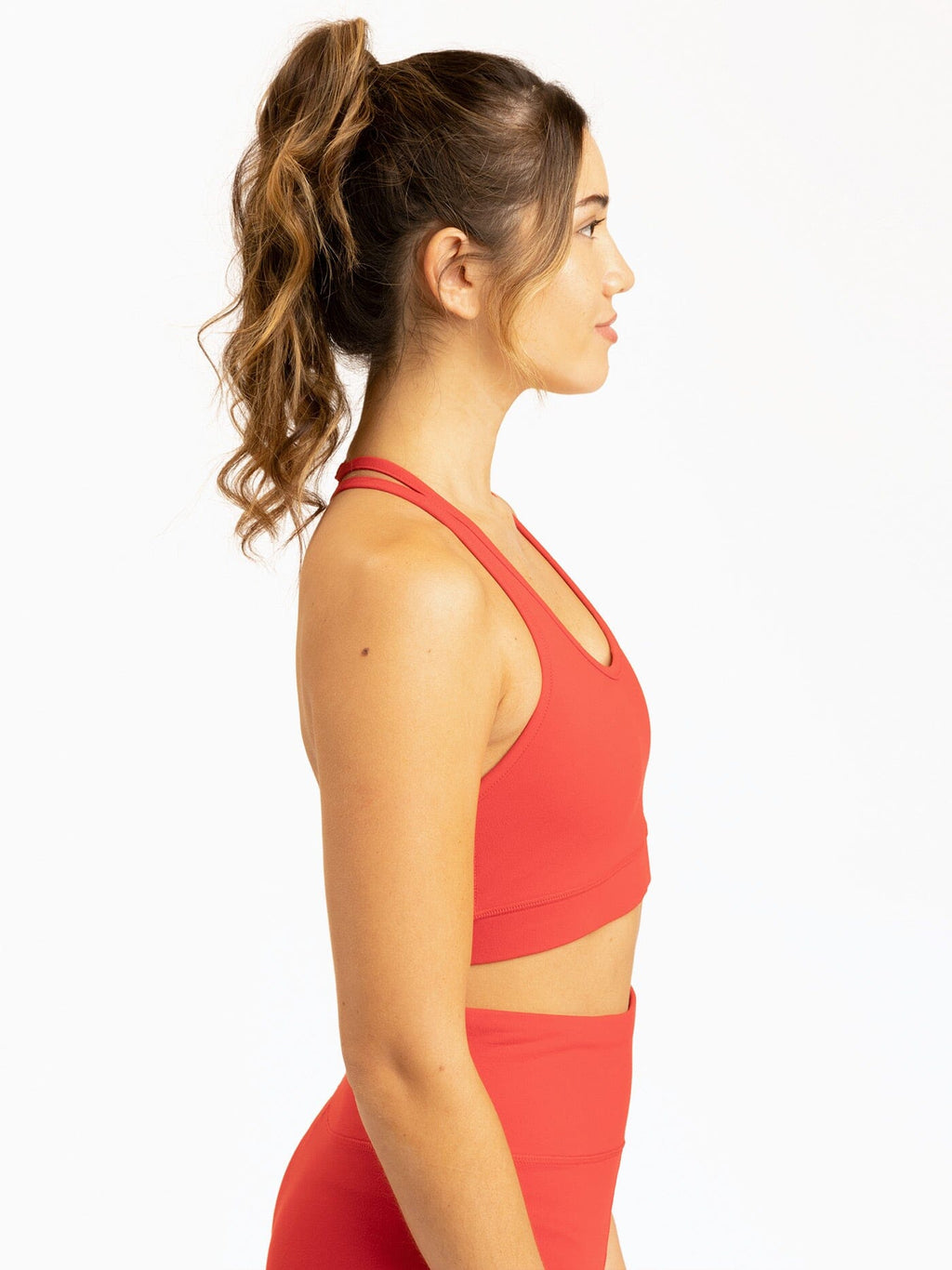 Comfort Fit Strappy Back Sports Bra in Red