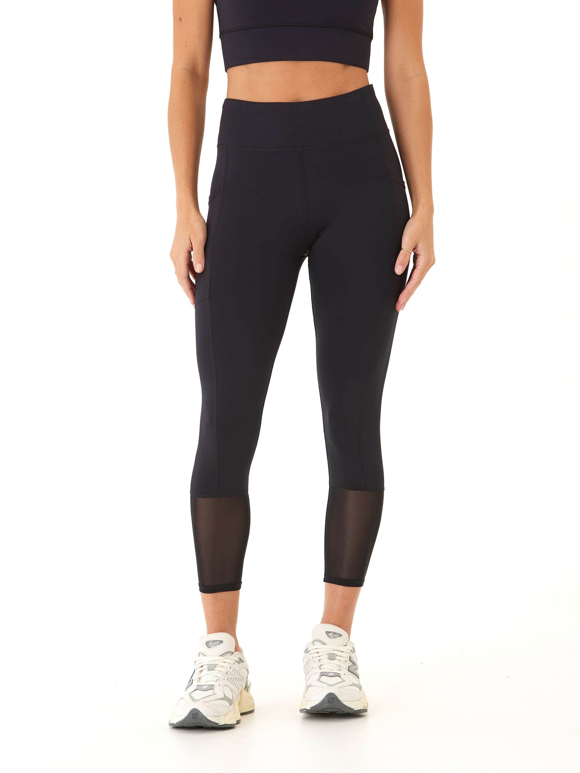 High Rise Performance Mesh Panel 7/8 Leggings with Side Pockets