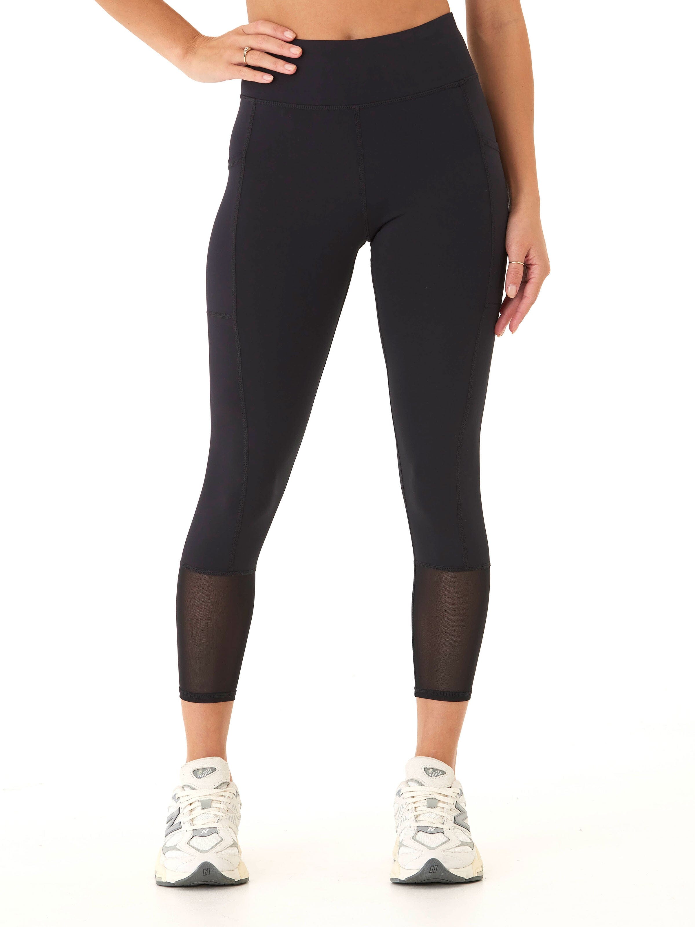 High Rise Performance Mesh Panel 7/8 Leggings with Side Pockets