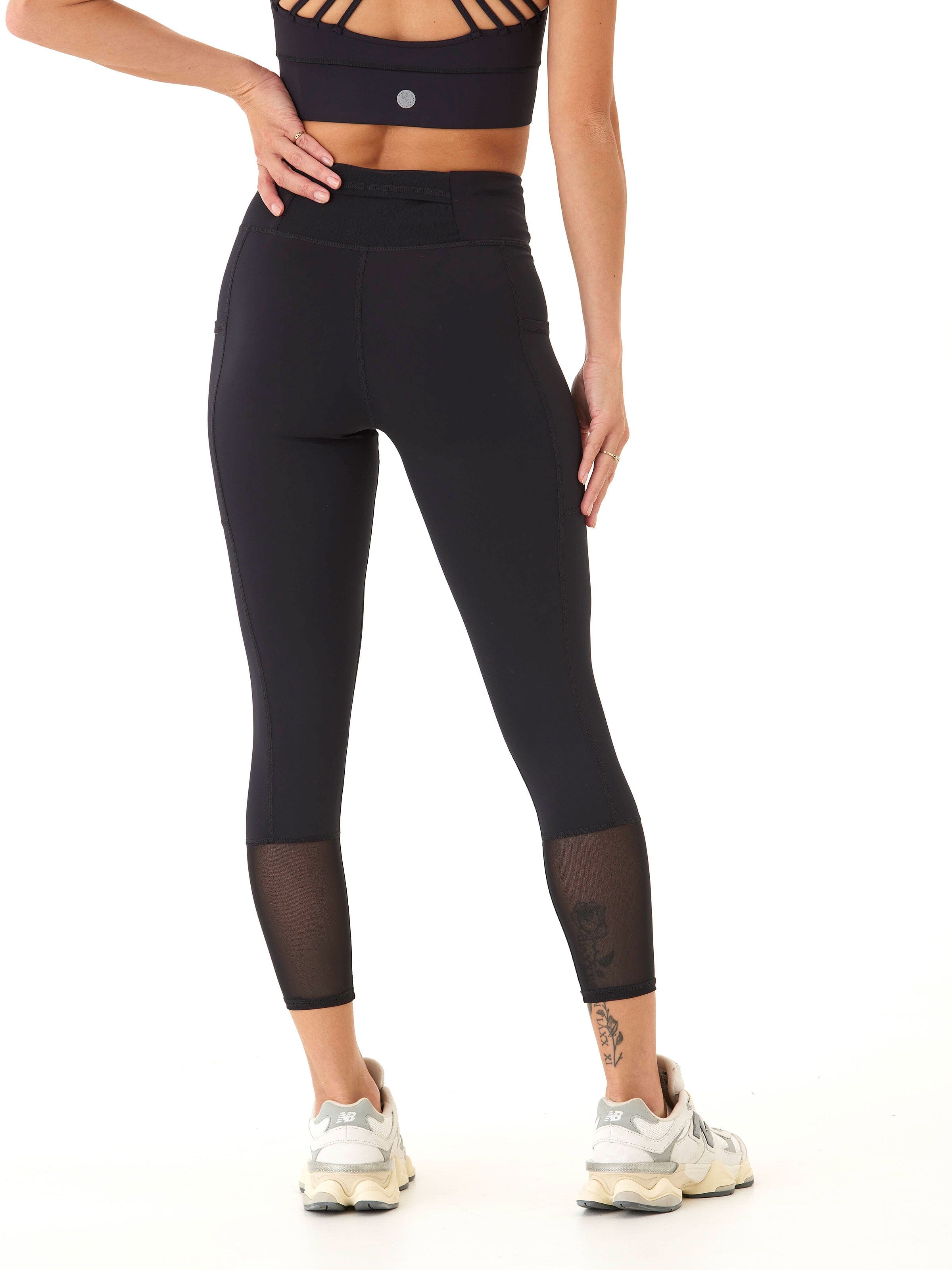High Rise Performance Mesh Panel 7/8 Leggings with Side Pockets