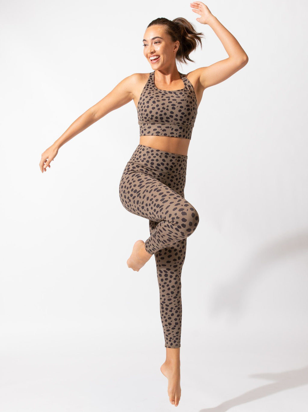 Jackie High Rise 7/8 Sport Legging 24 inch