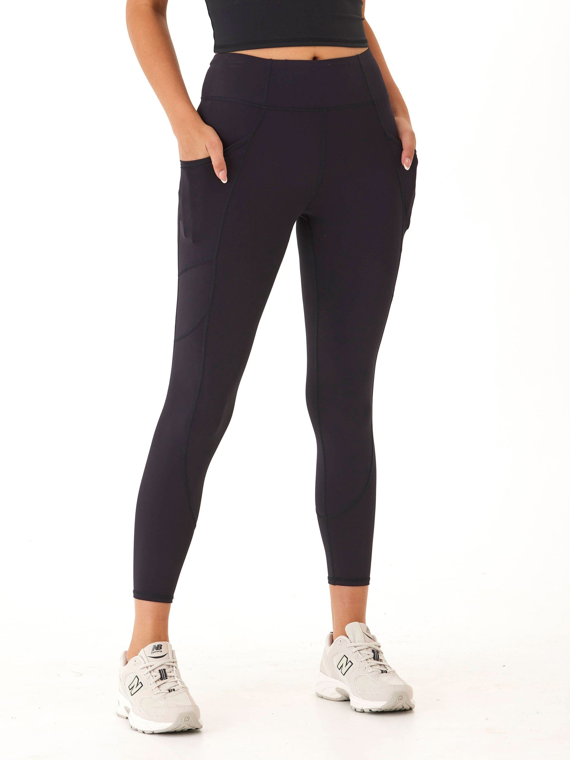 Rita Pocket High Rise 7/8 Sport Legging in Black