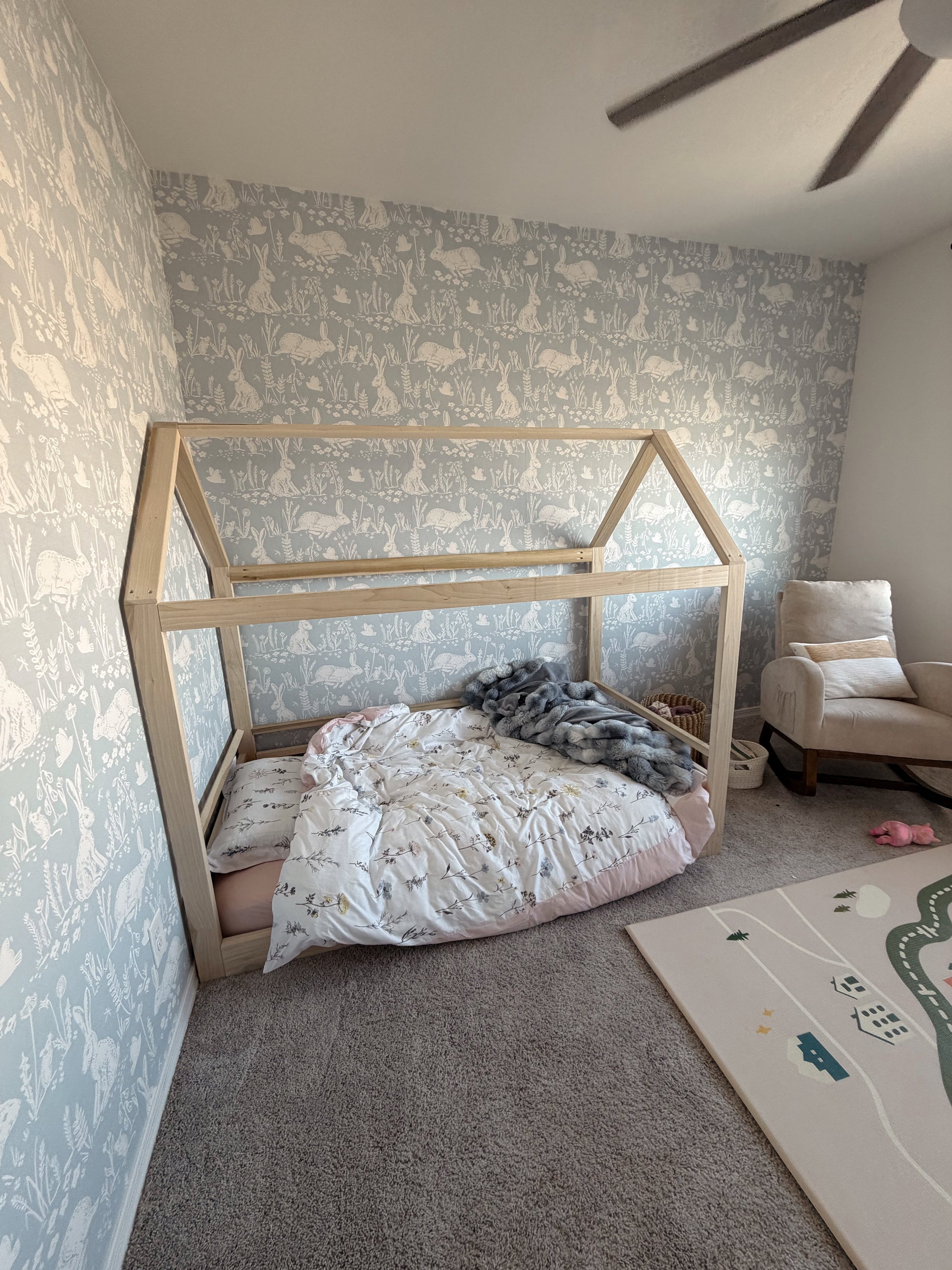 Thumper Peel and Stick Removable Wallpaper for Modern Interiors