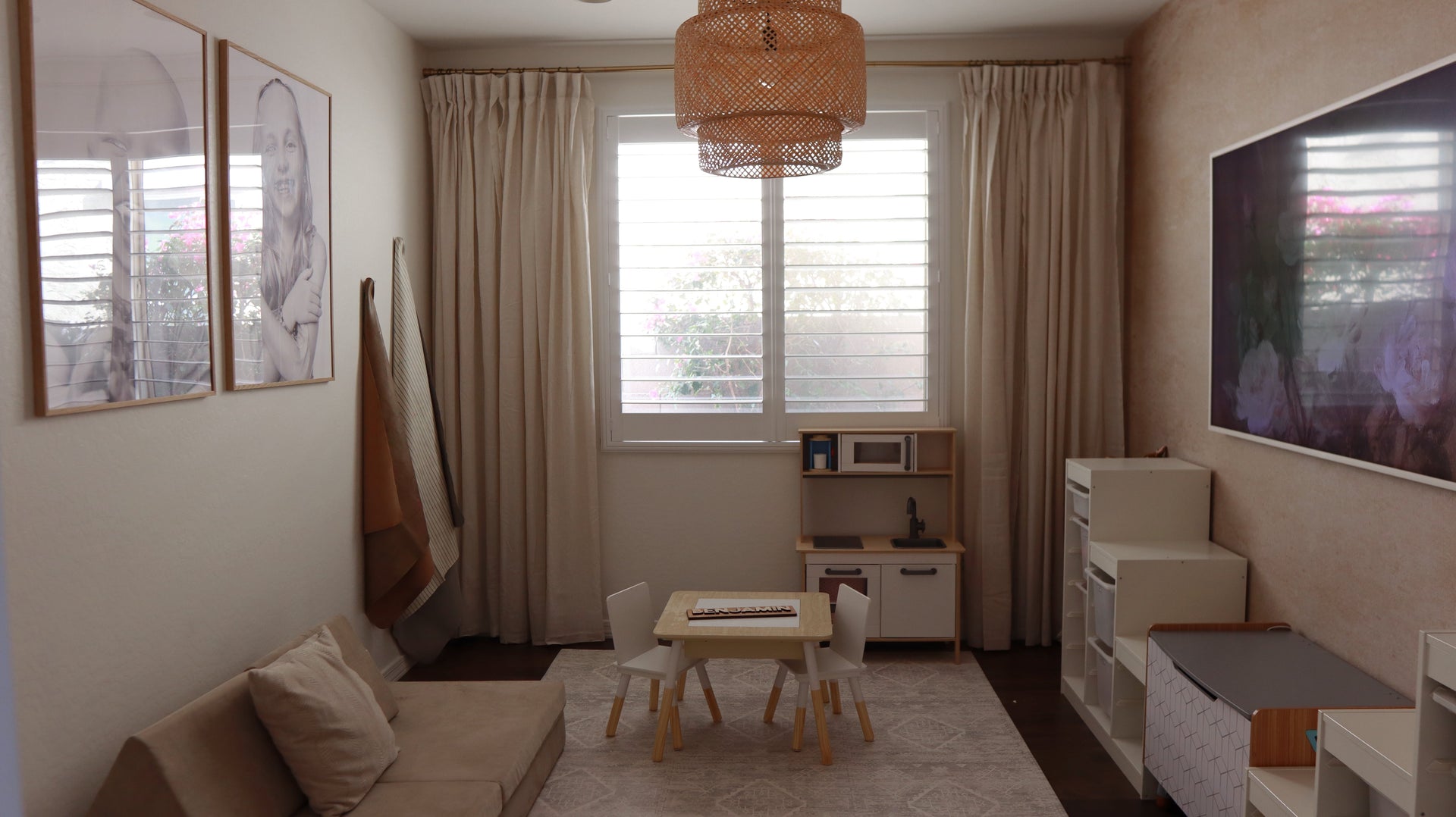 Edward Minimalist Wallpaper in Sand and Beige Modern Organic